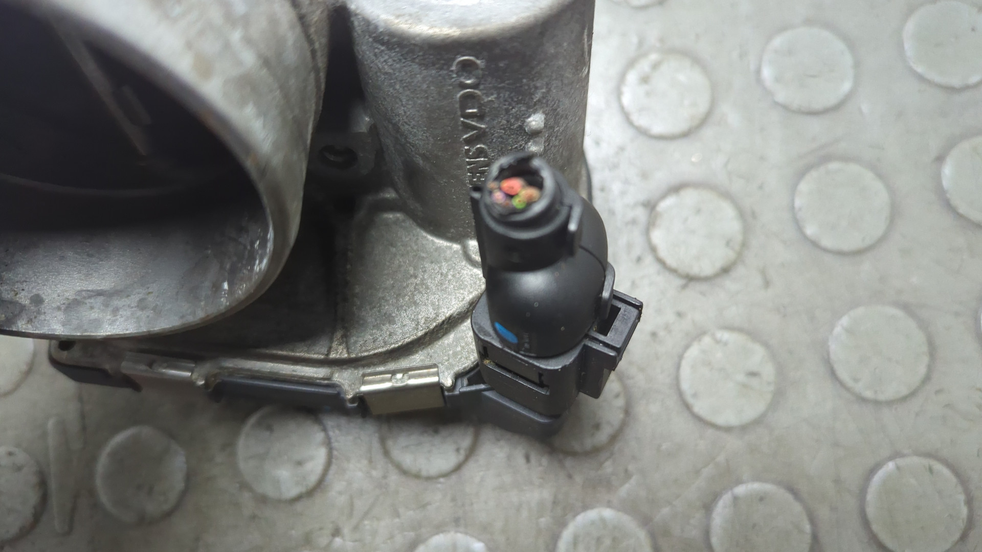 Заслонка дроссельная электрическая