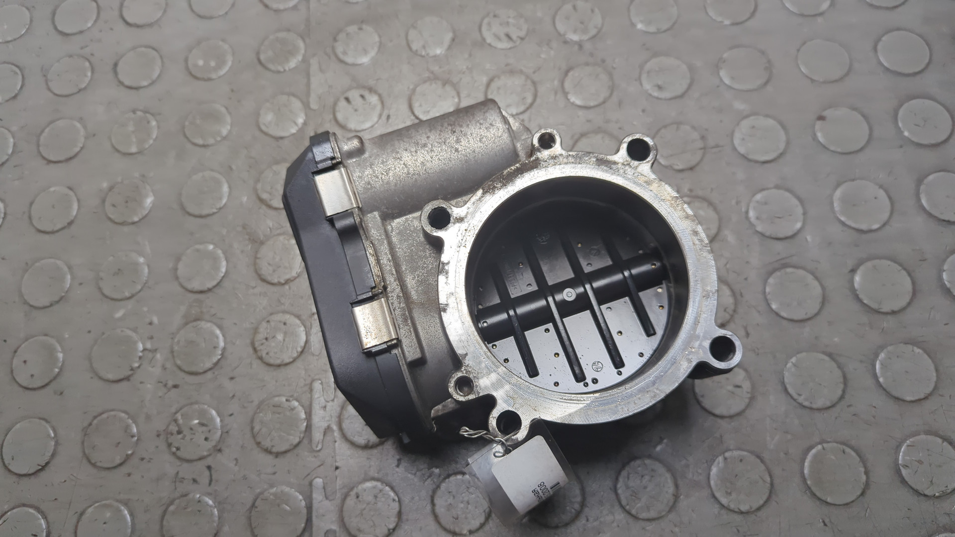 Заслонка дроссельная электрическая