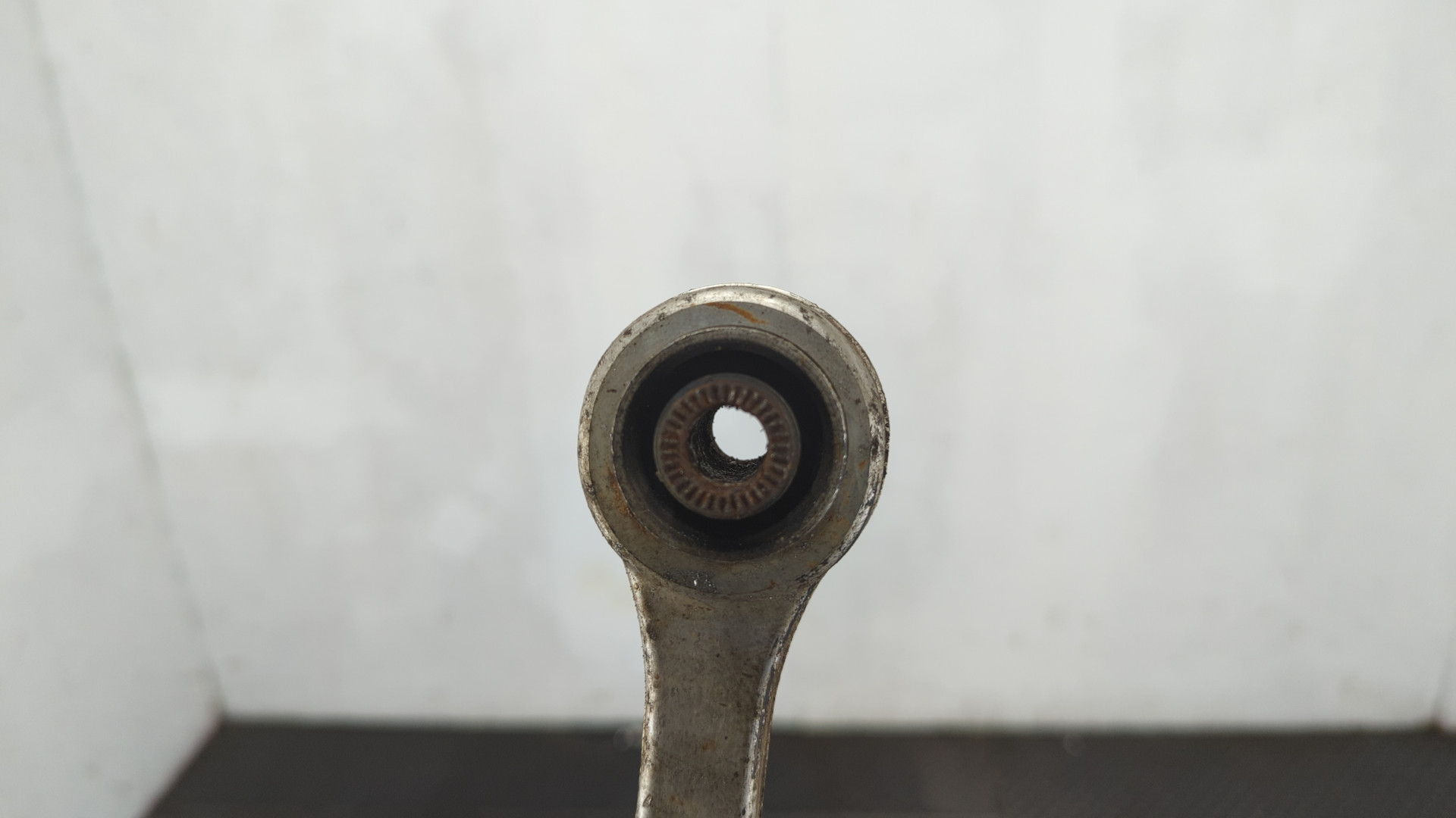 Рычаг задний