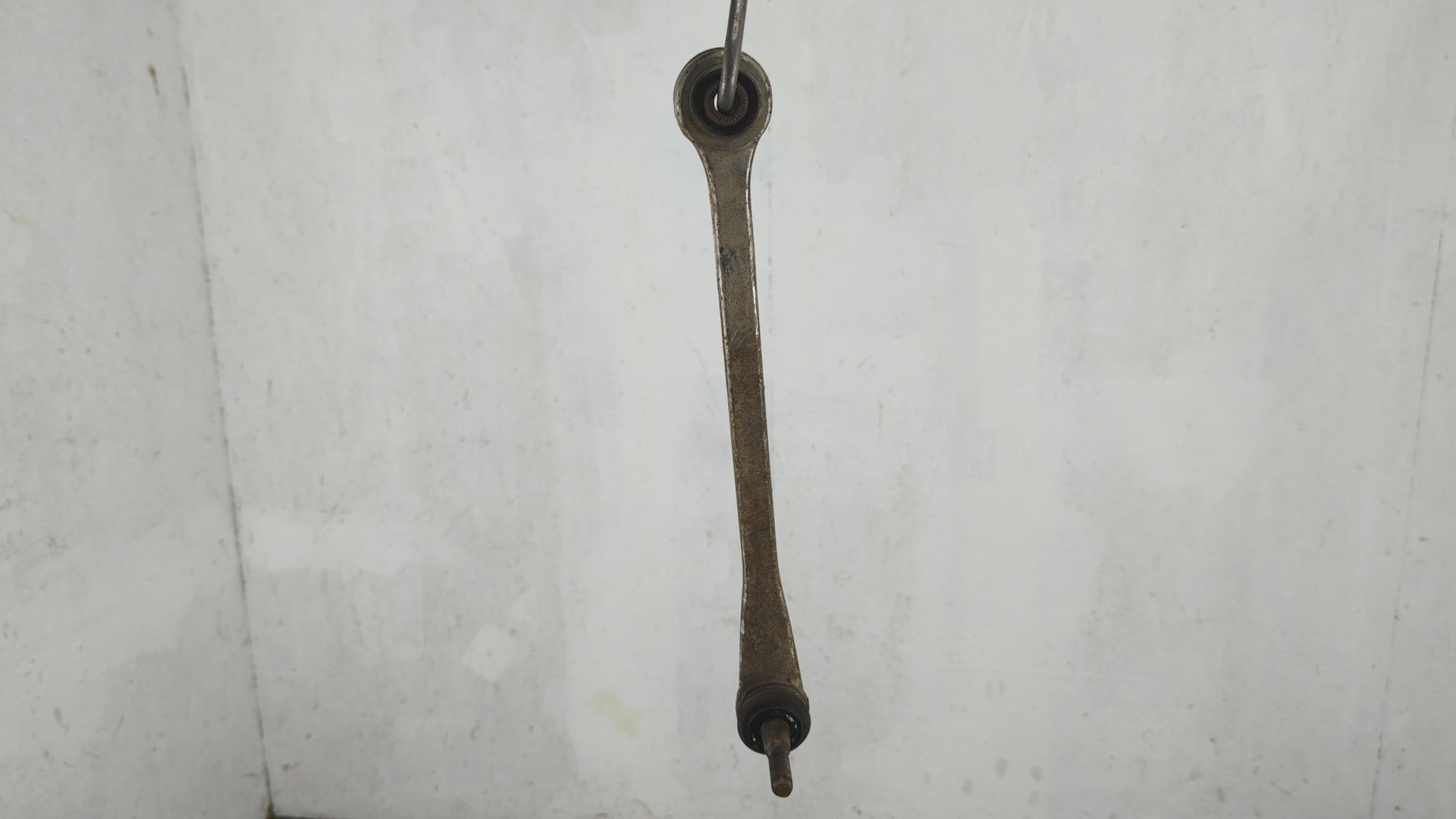 Рычаг задний