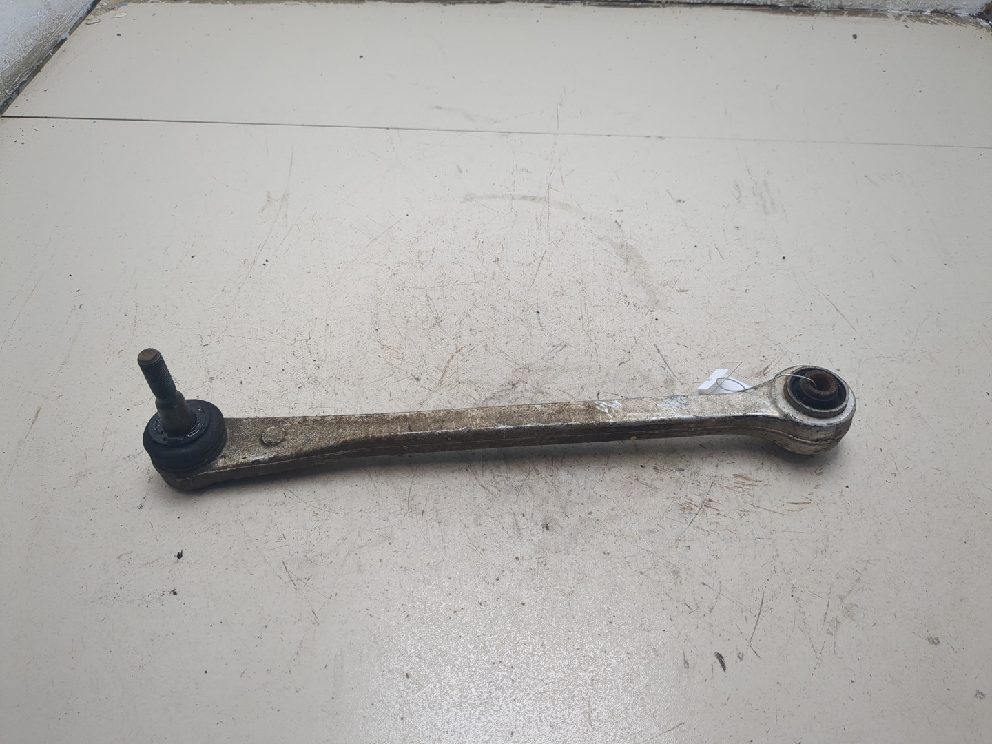 Рычаг задний