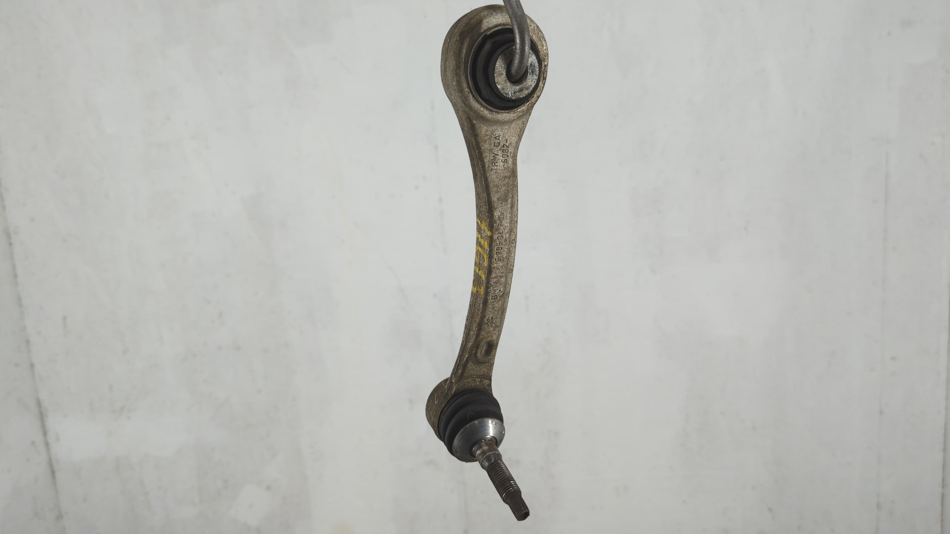 Рычаг задний левый