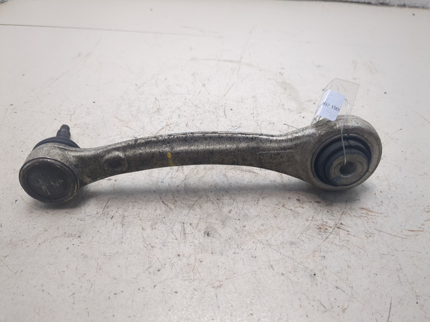 Рычаг задний левый