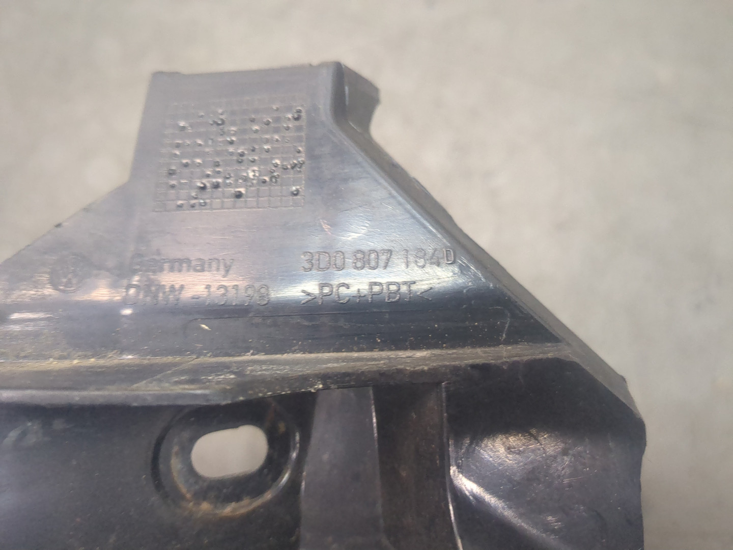 Форсунка омывателя фары