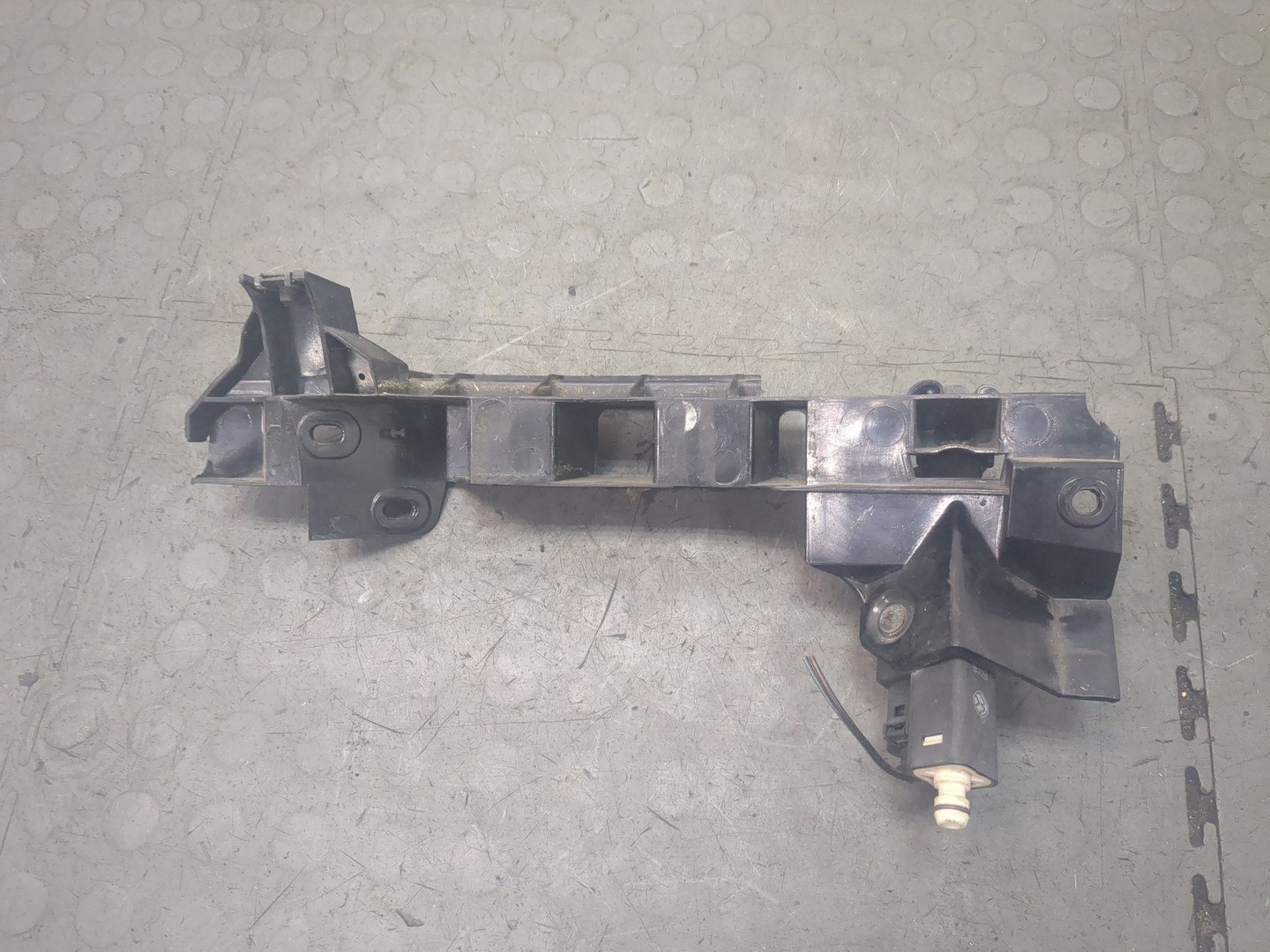 Форсунка омывателя фары