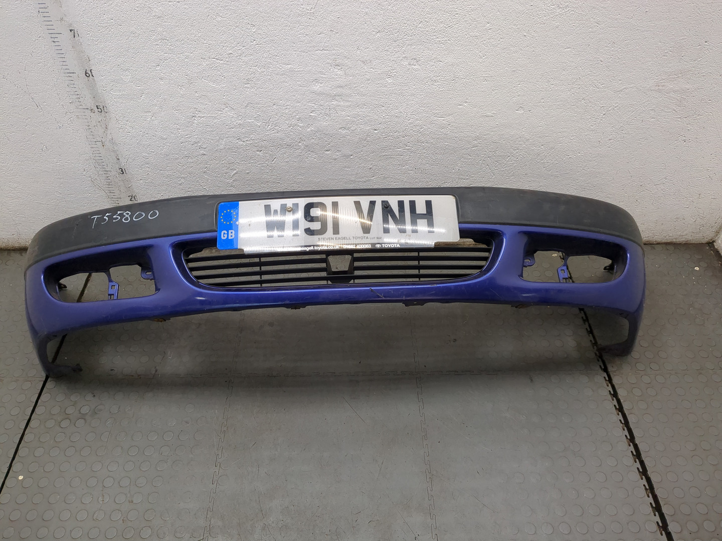 Бампер передний