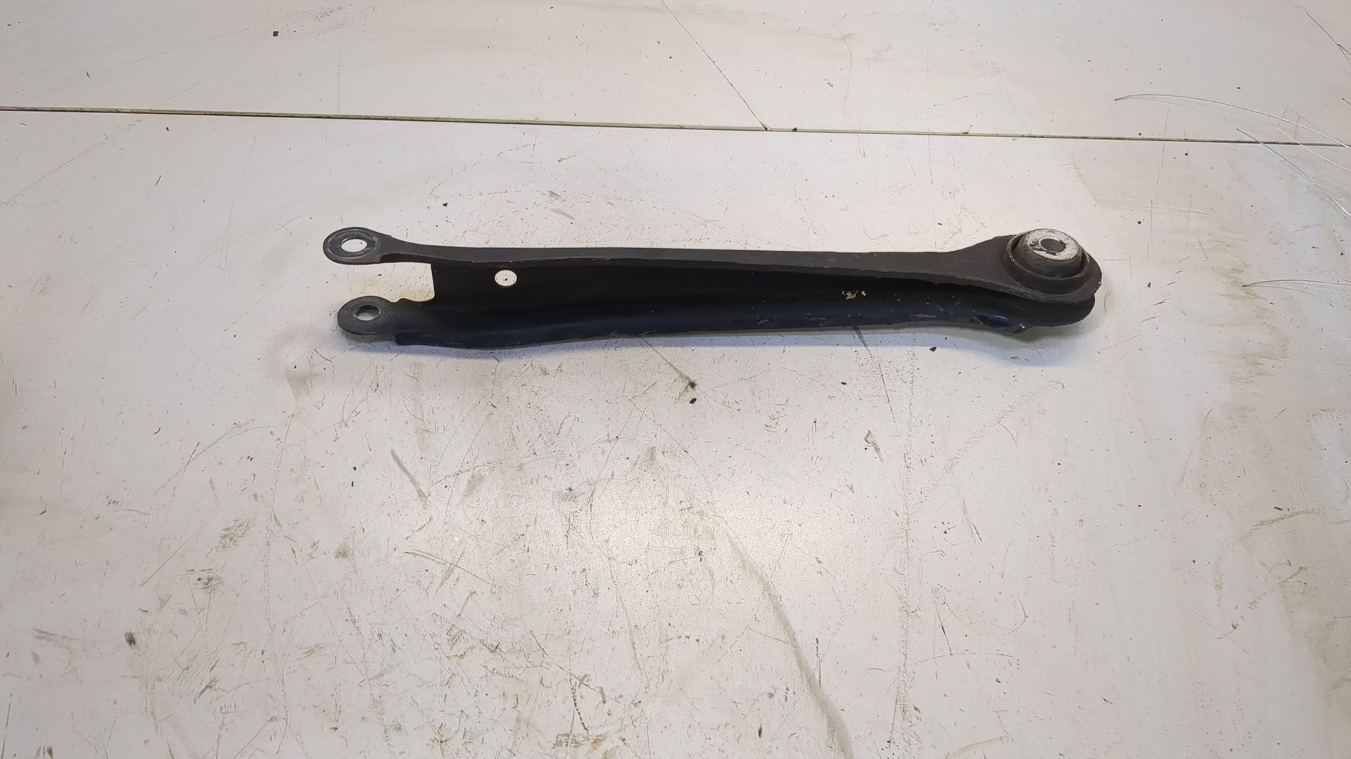 Рычаг задний