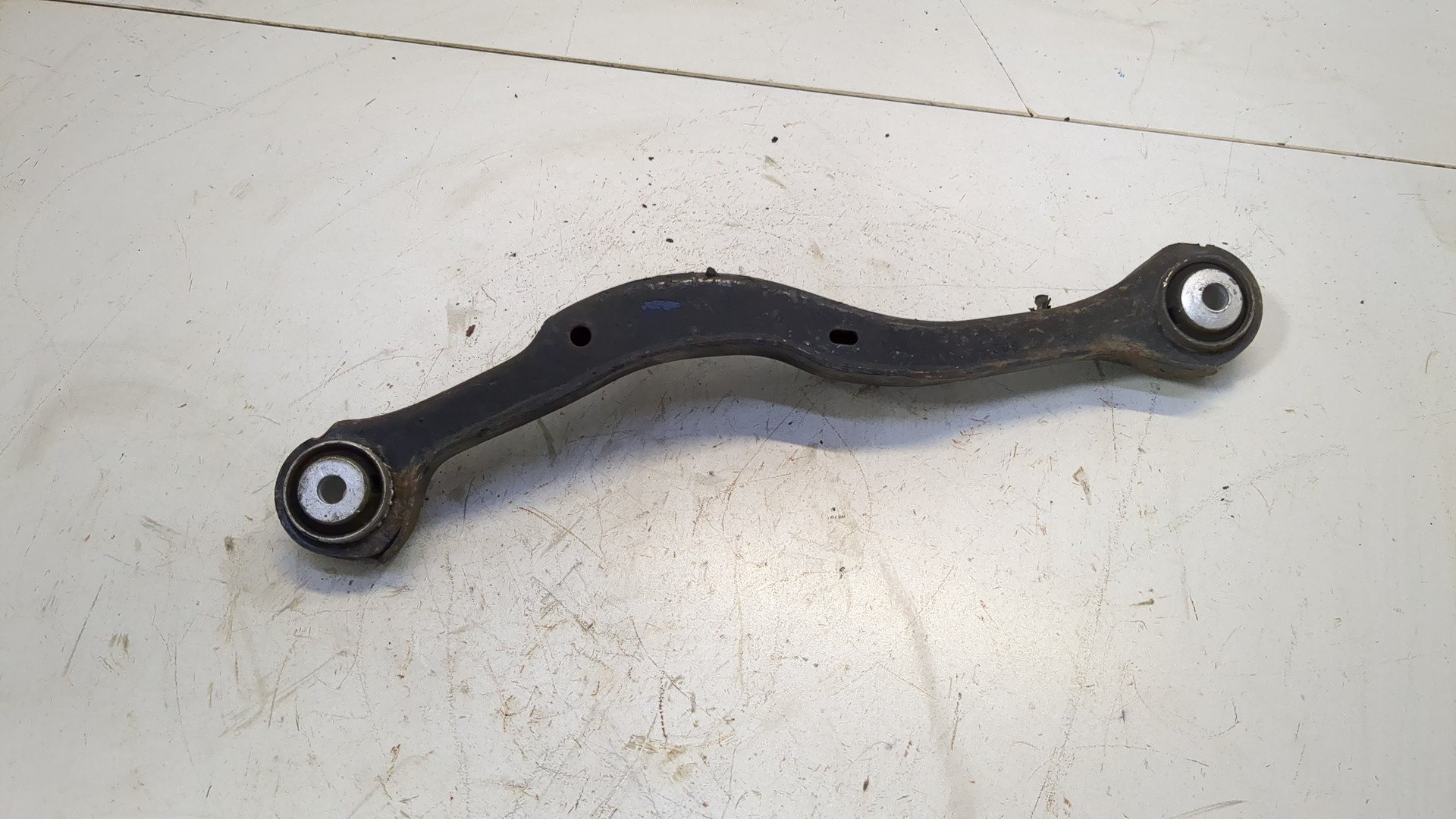 Рычаг задний