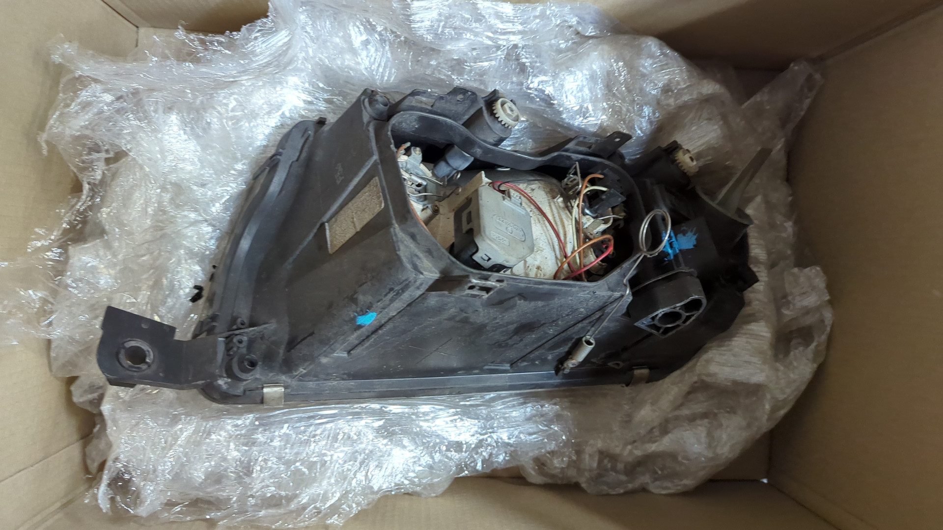 Фара правая