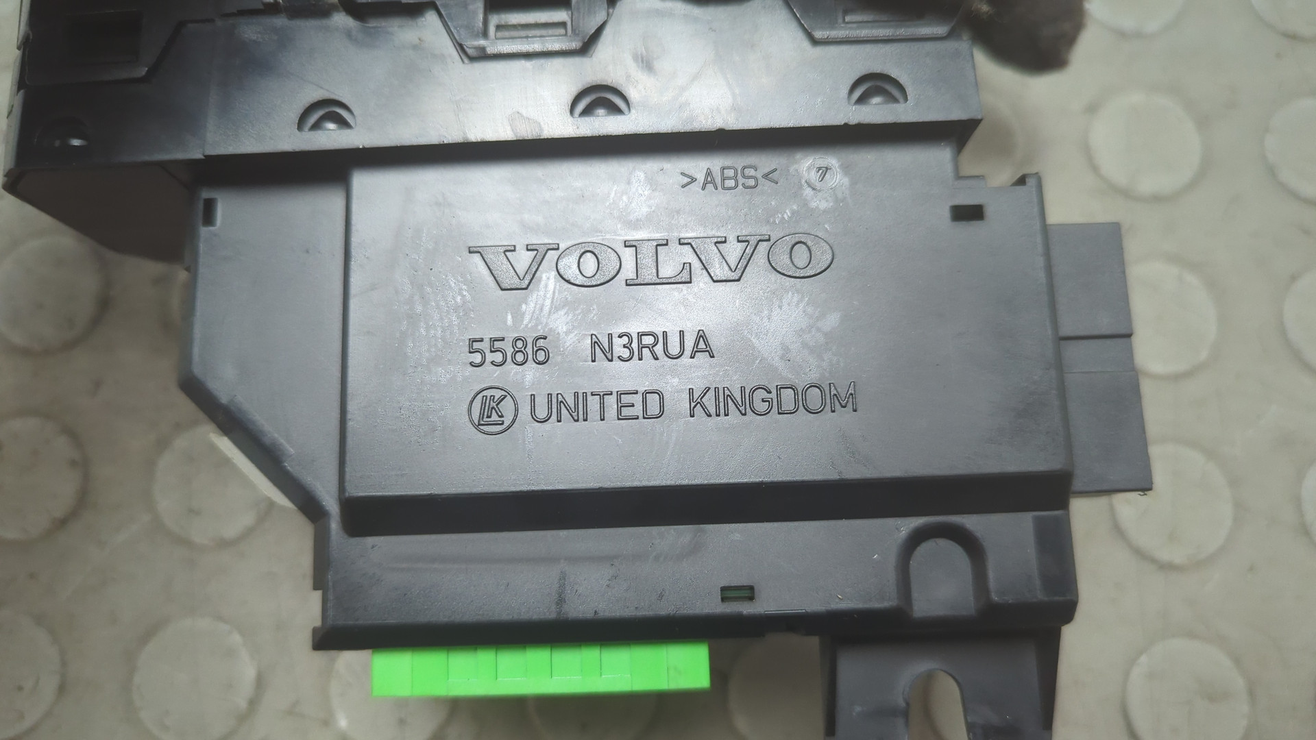 Кнопка стеклоподъемника