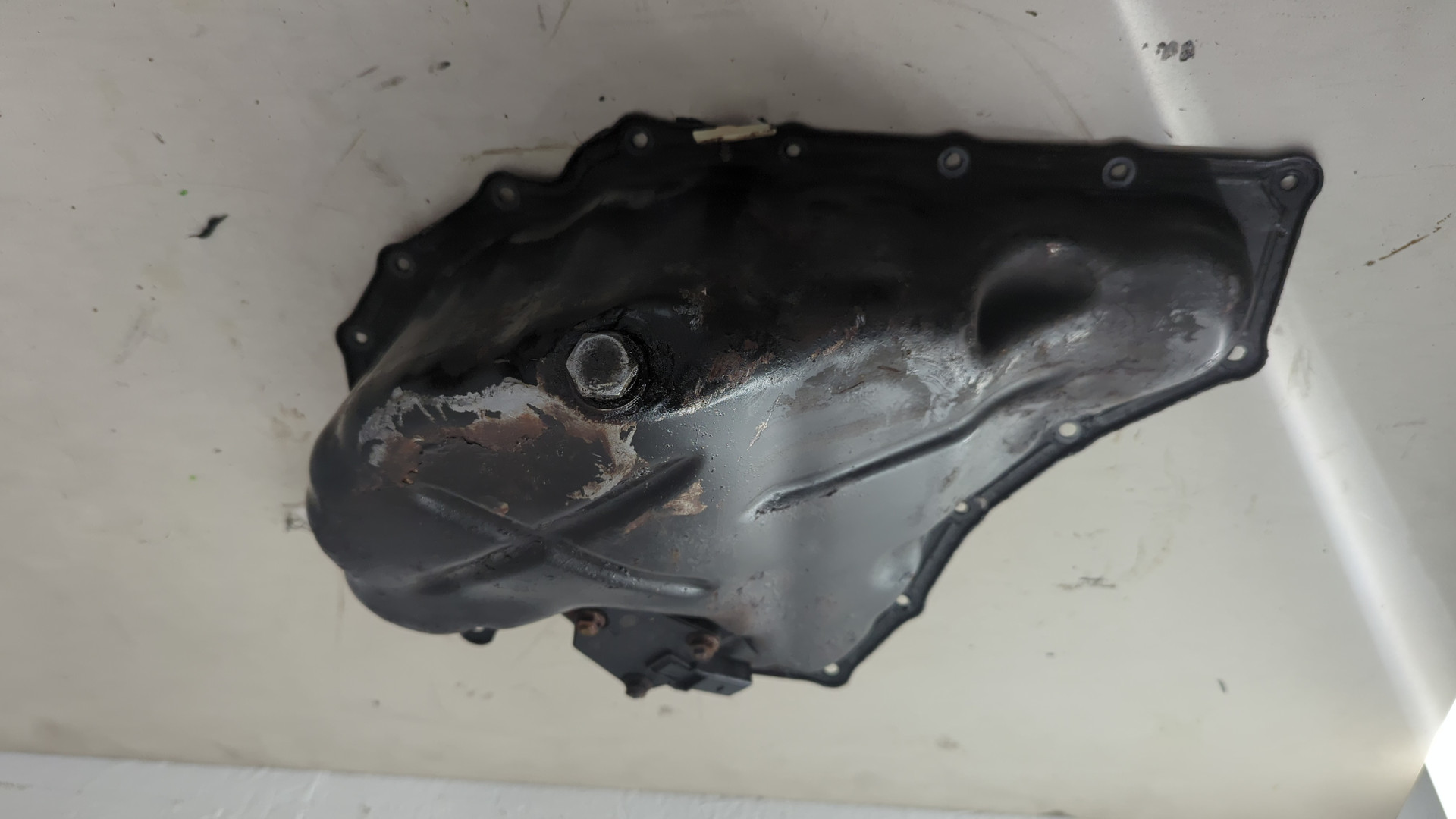 Поддон масляный двигателя (картер)