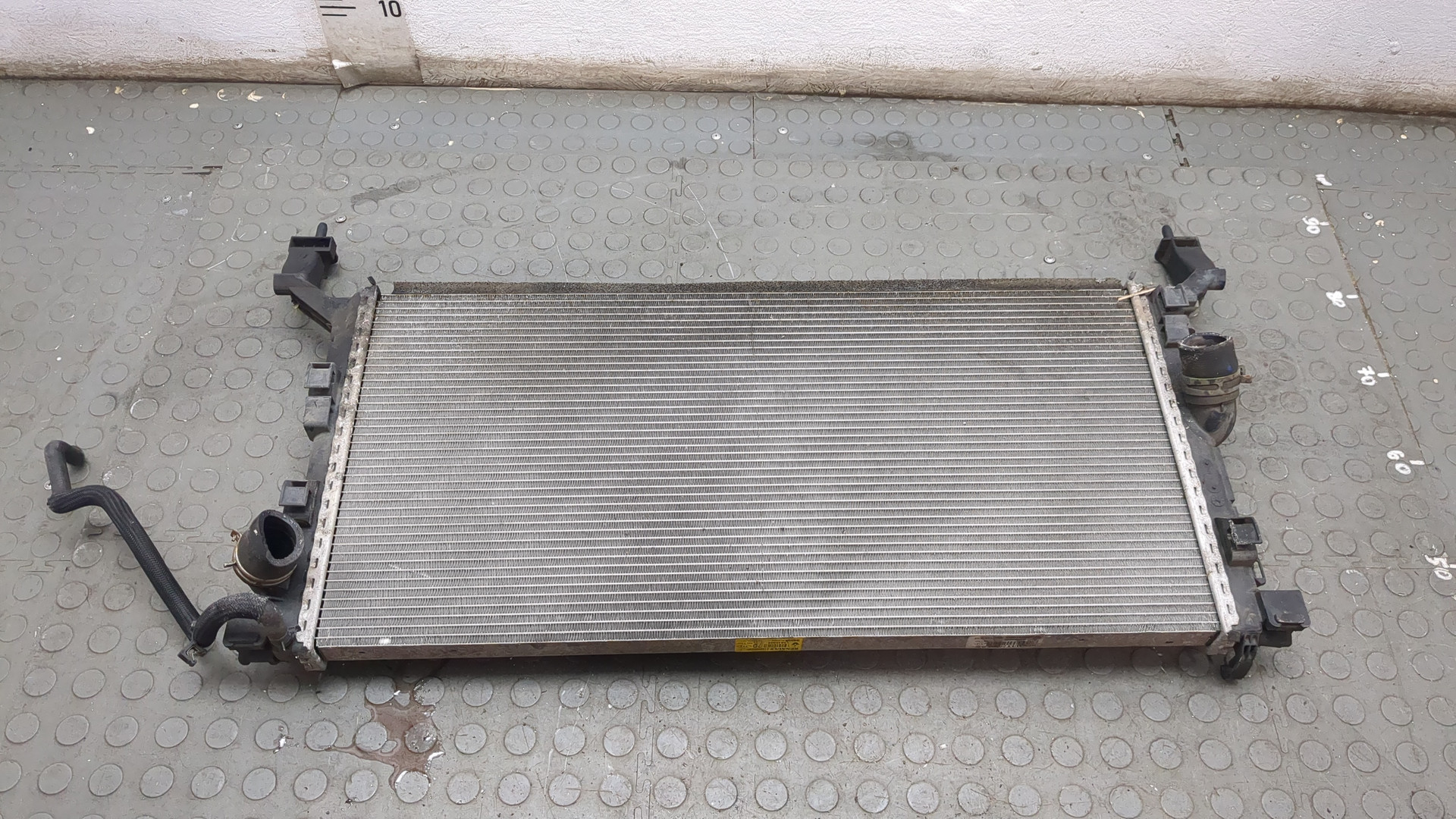 Радиатор охлаждения двигателя основной