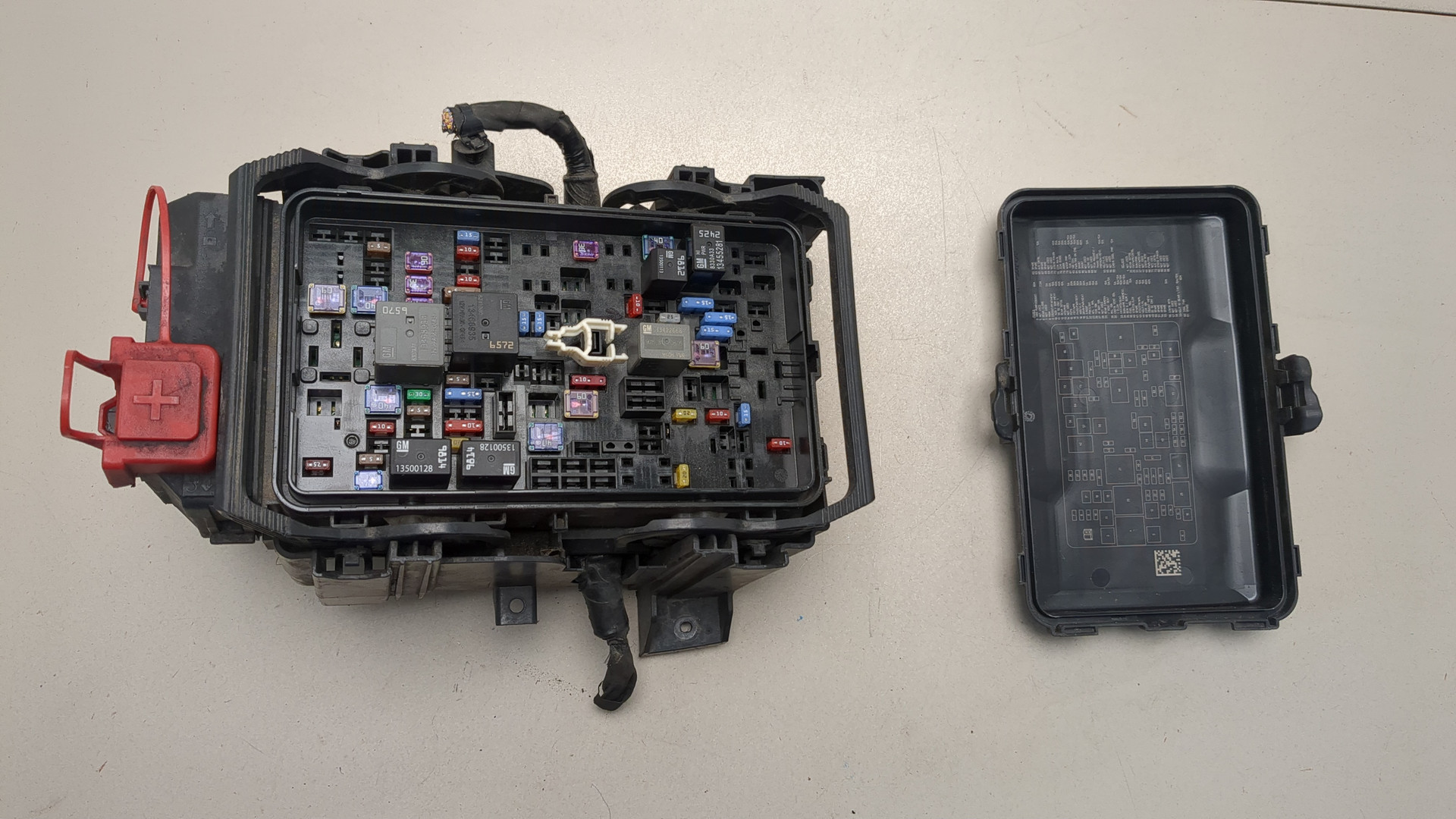 Блок предохранителей