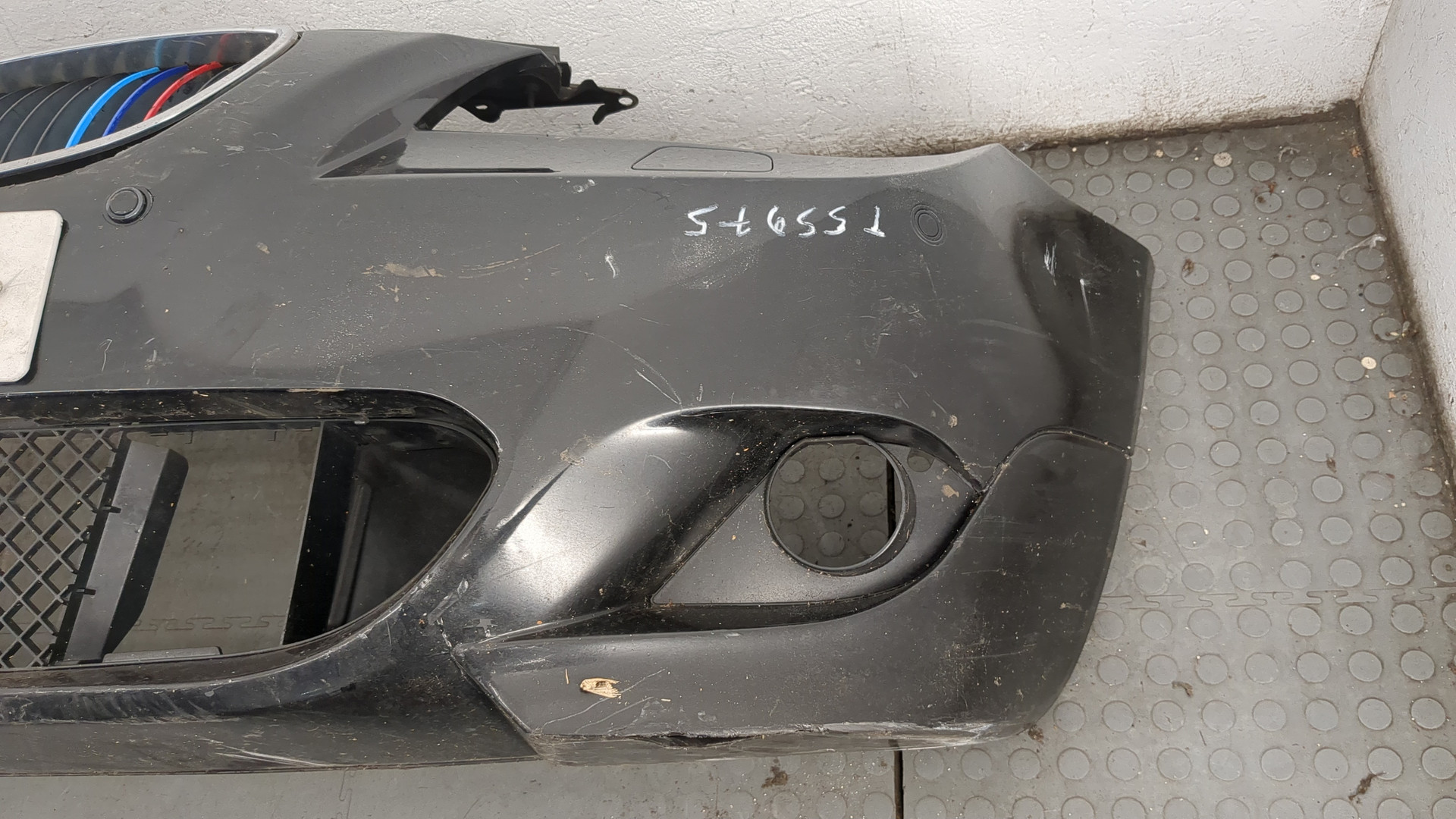 Бампер передний