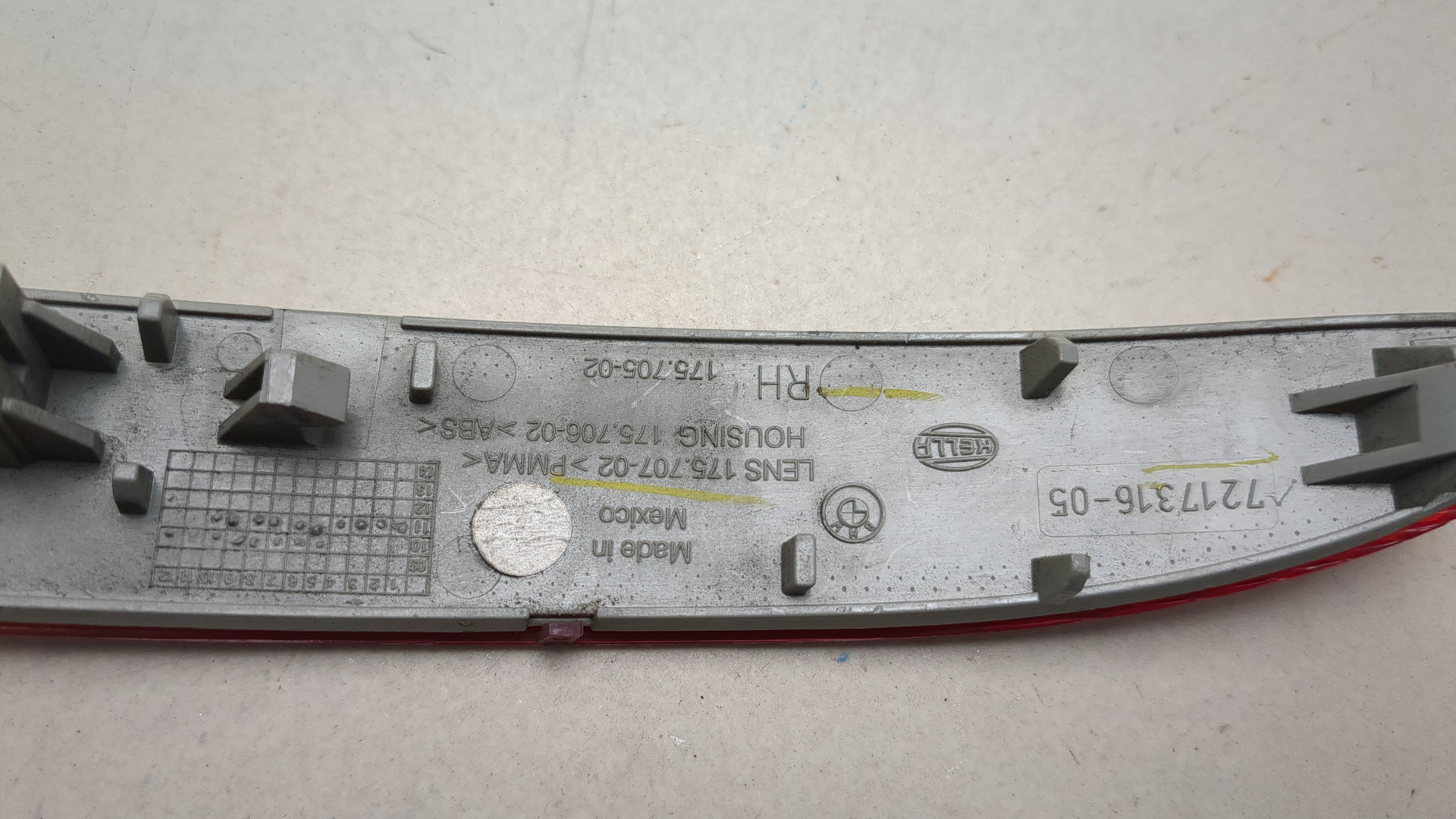 Отражатель в бампер задний правый для X3 F25 2010-2017