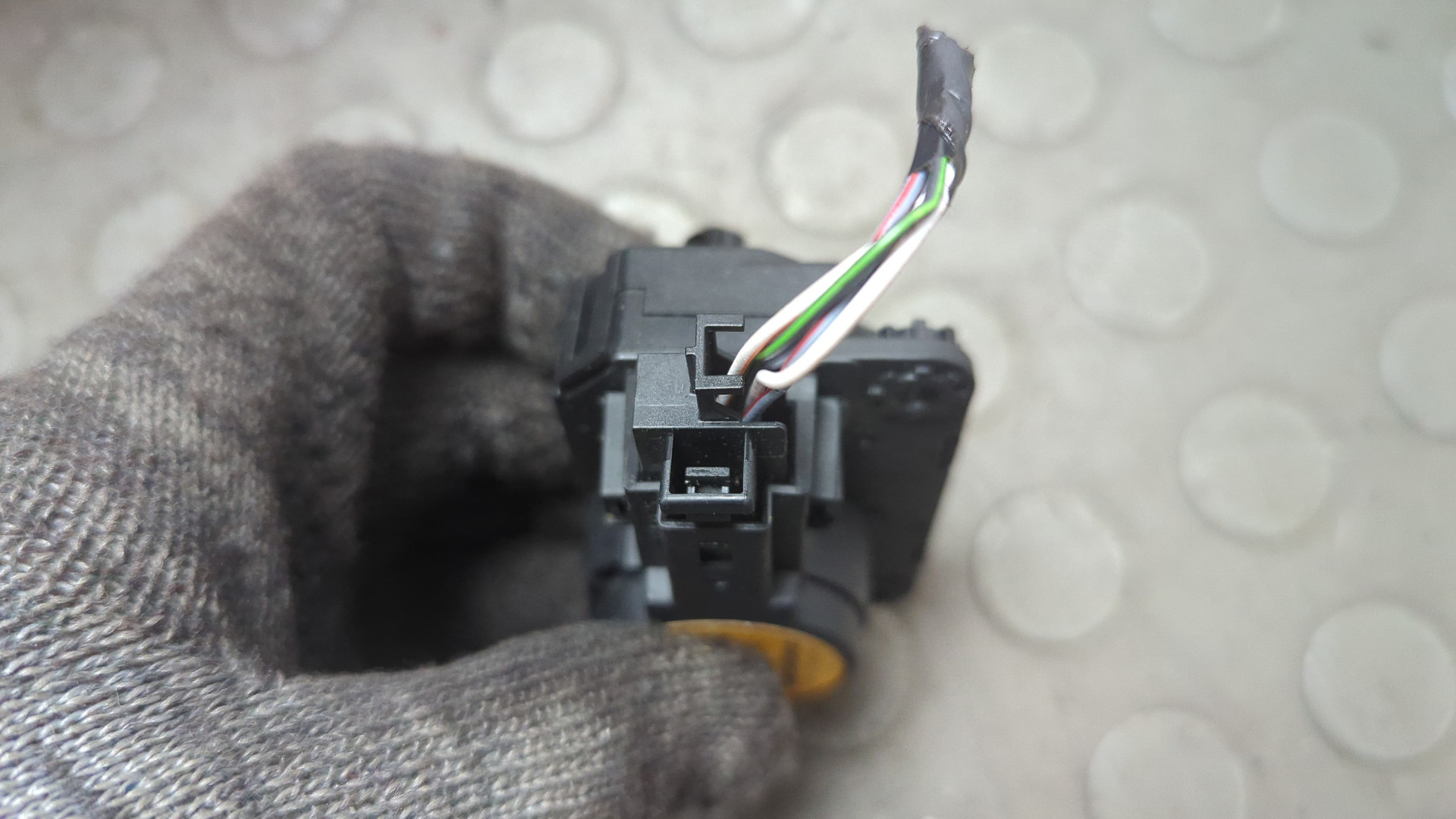 Моторчик заслонки печки