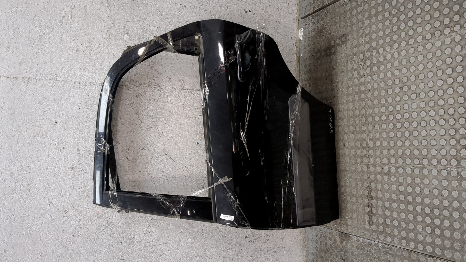 Дверь задняя левая