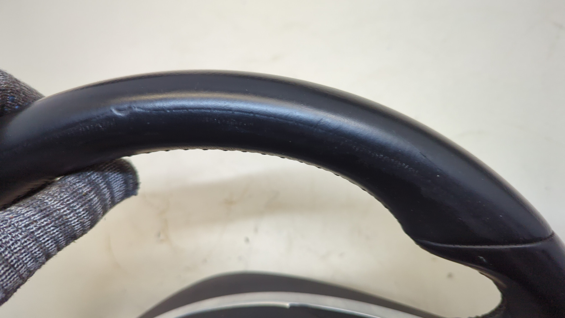 Рулевое колесо (руль)