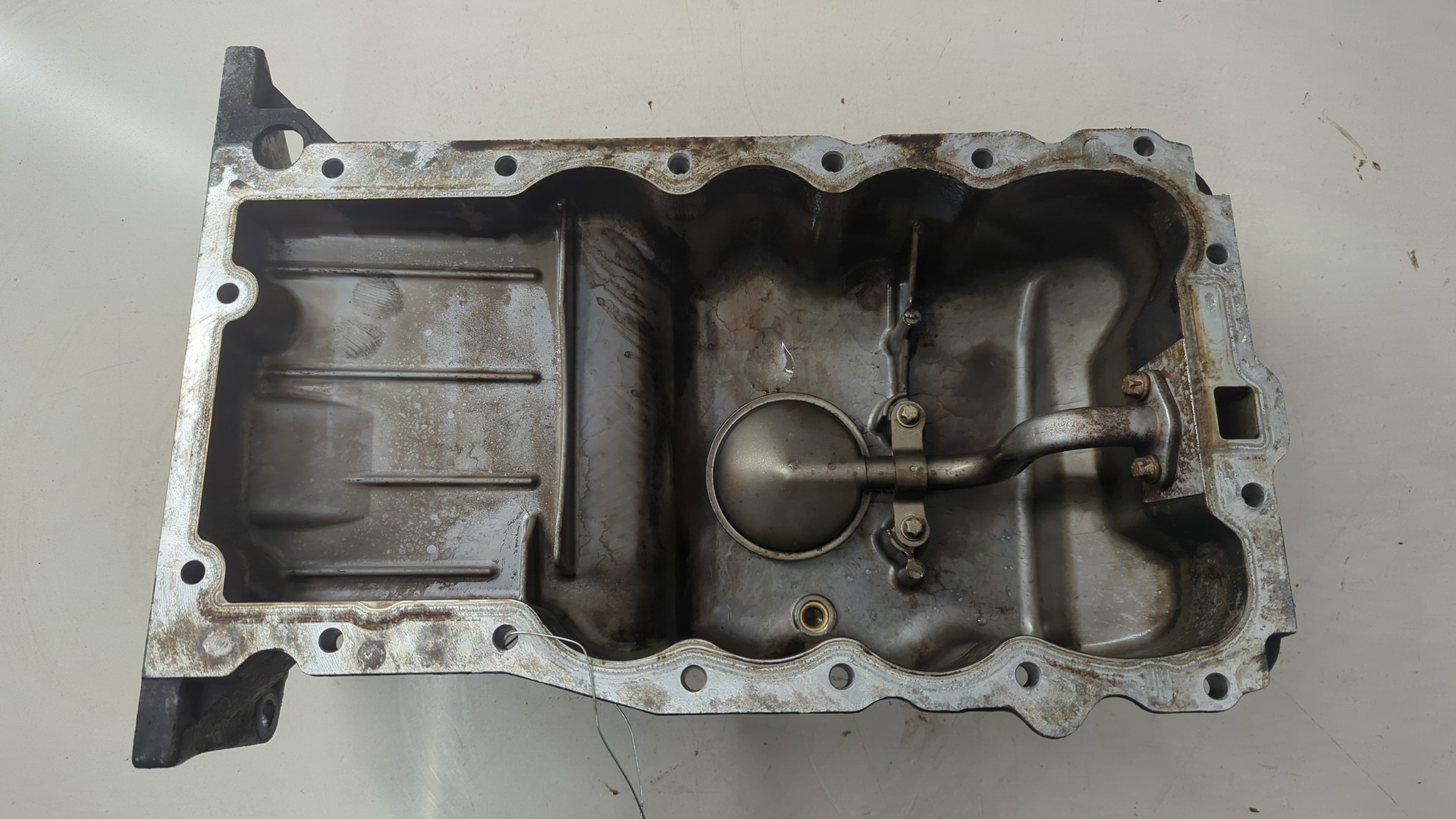 Поддон масляный двигателя (картер)