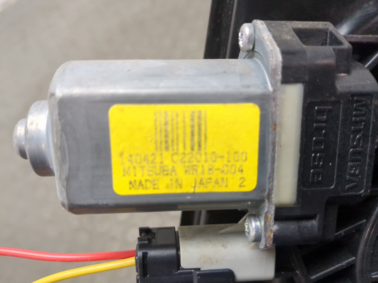 Стеклоподъемник электр. передний левый