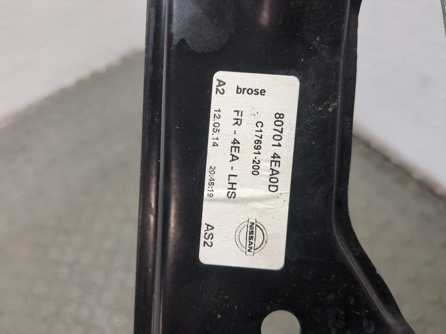 Стеклоподъемник электр. передний левый