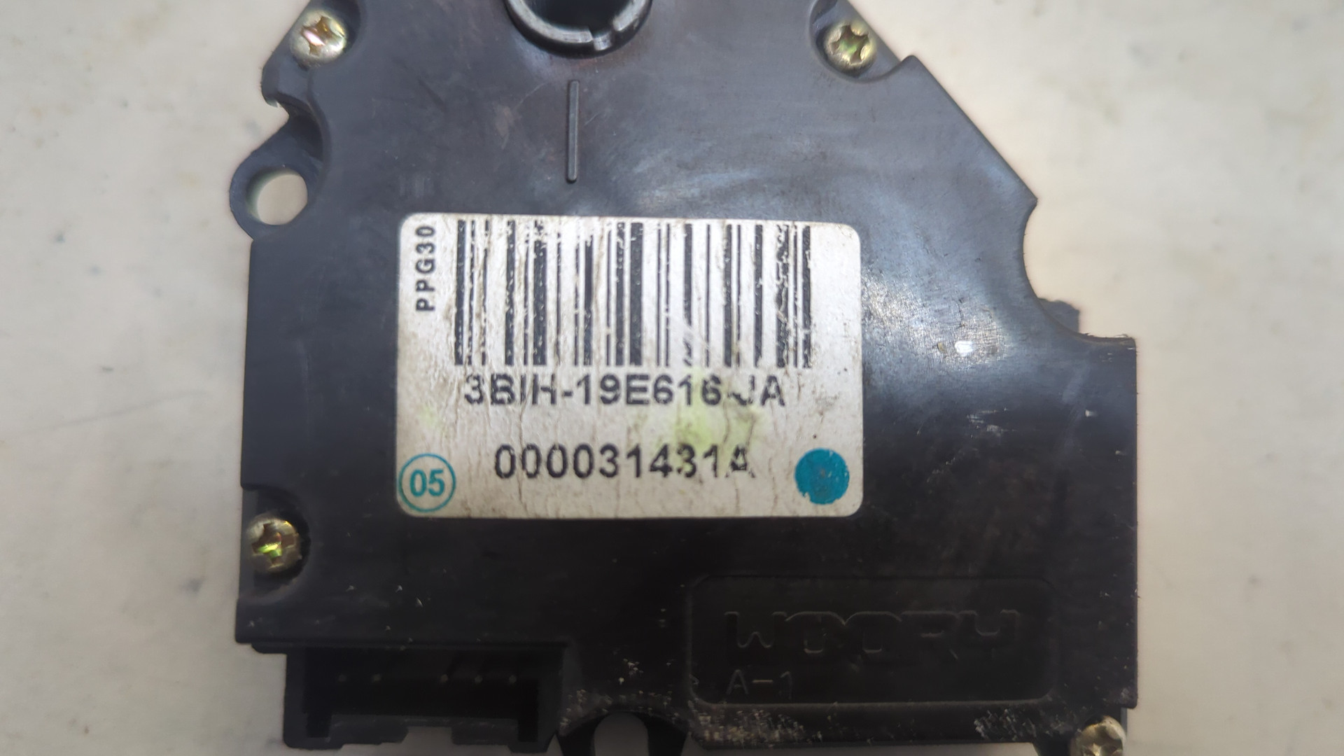 Моторчик заслонки печки