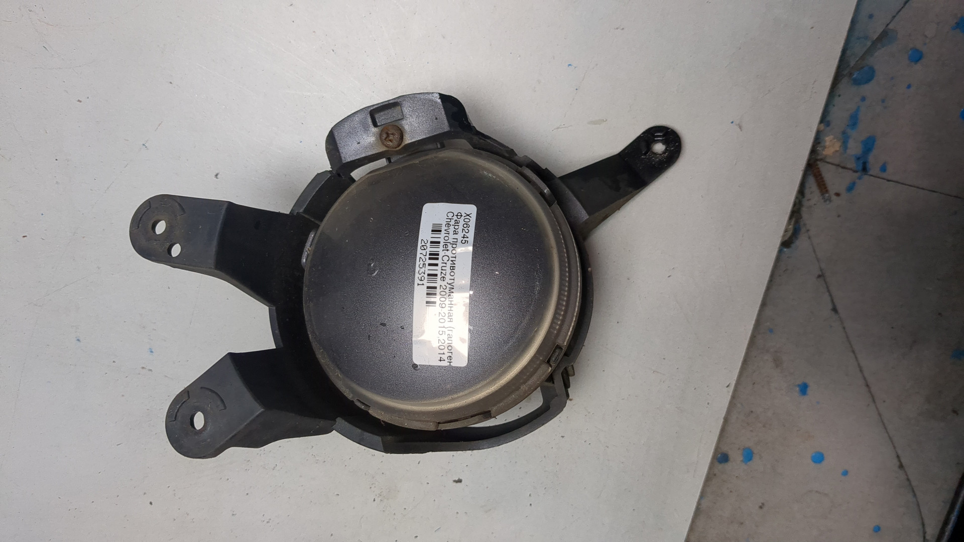 Фара противотуманная левая