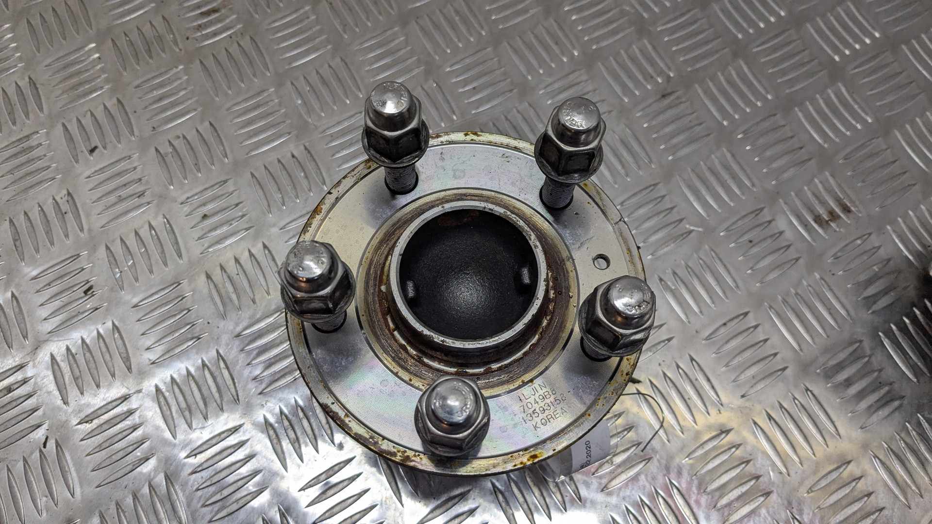 Кулак поворотный задний правый