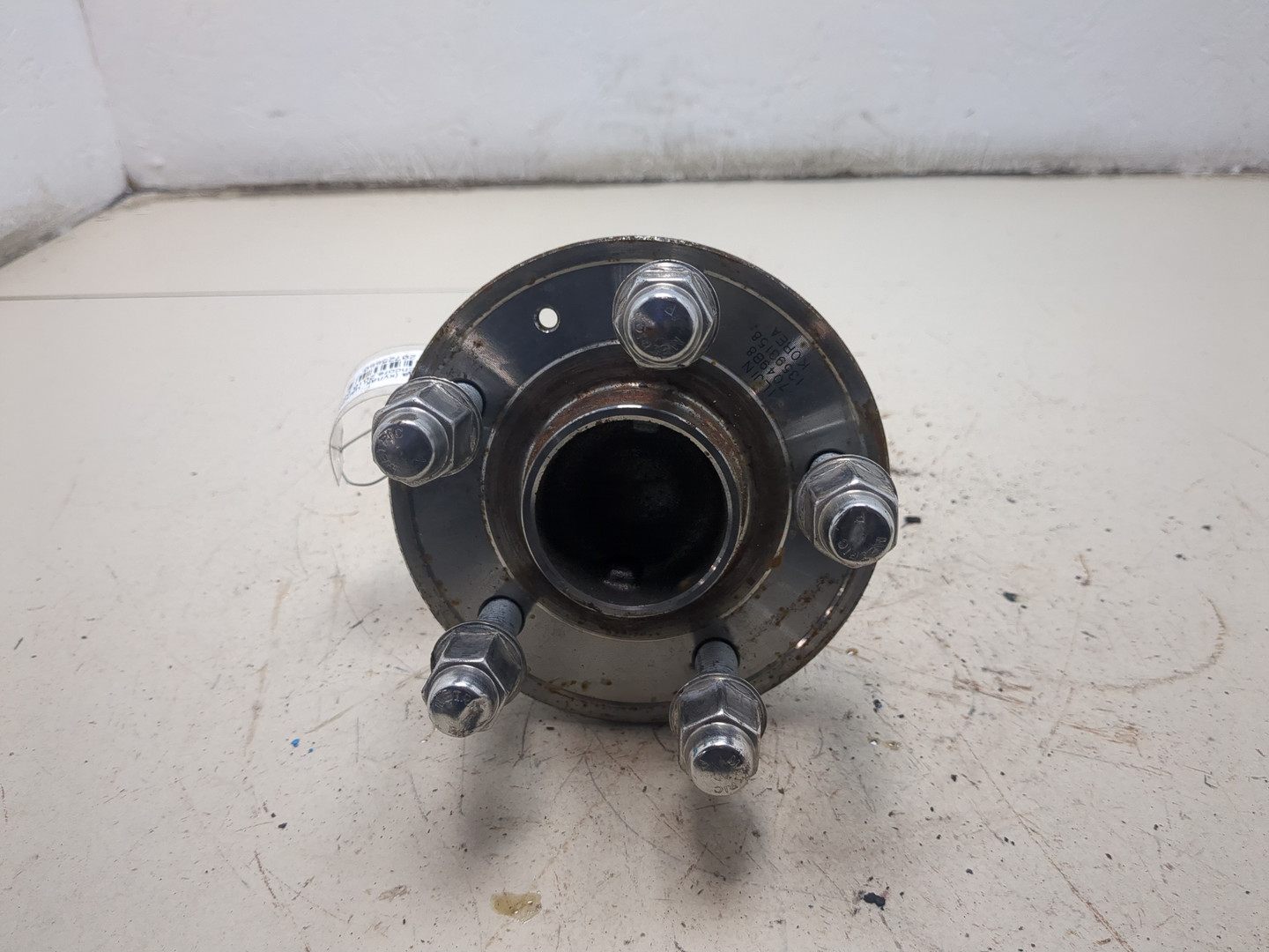 Кулак поворотный задний левый