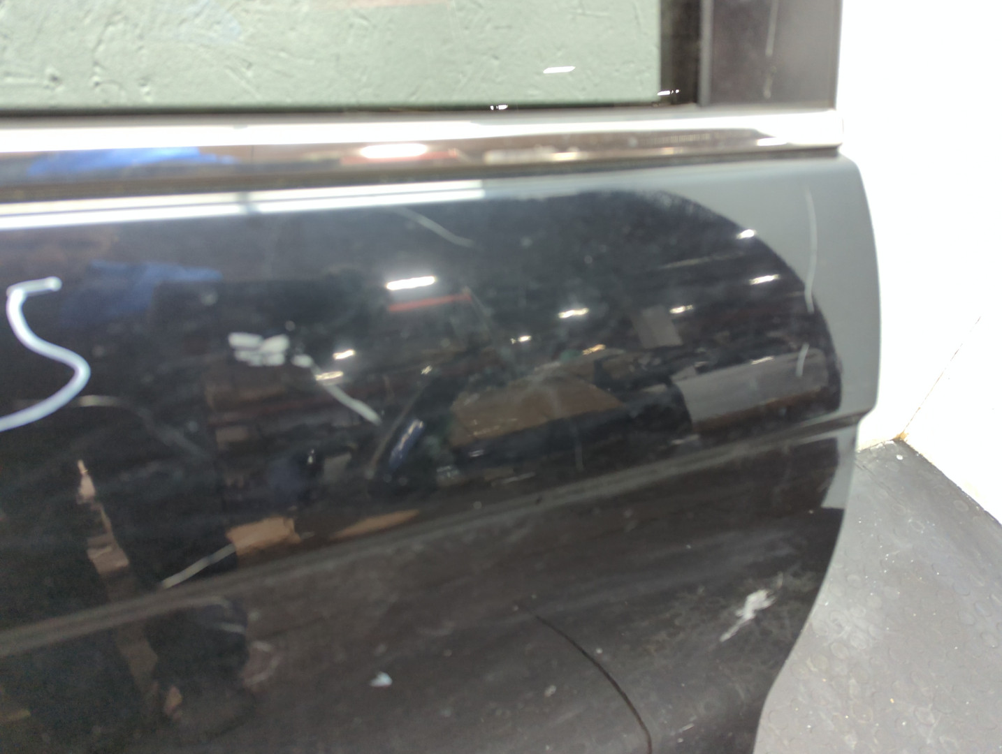 Дверь задняя правая