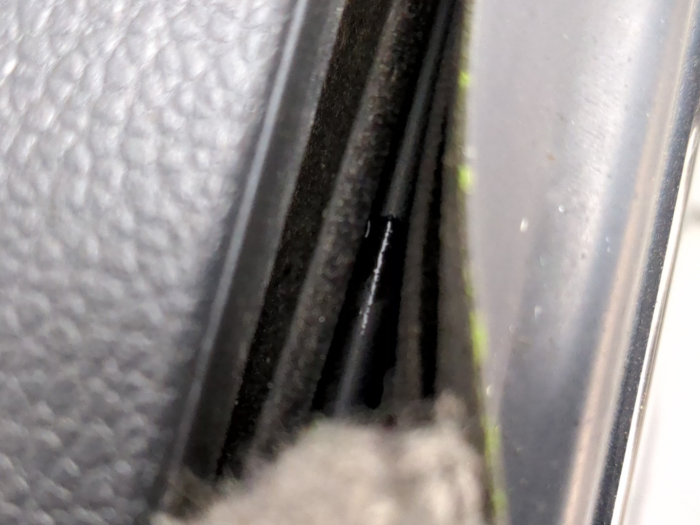 Дверь передняя левая