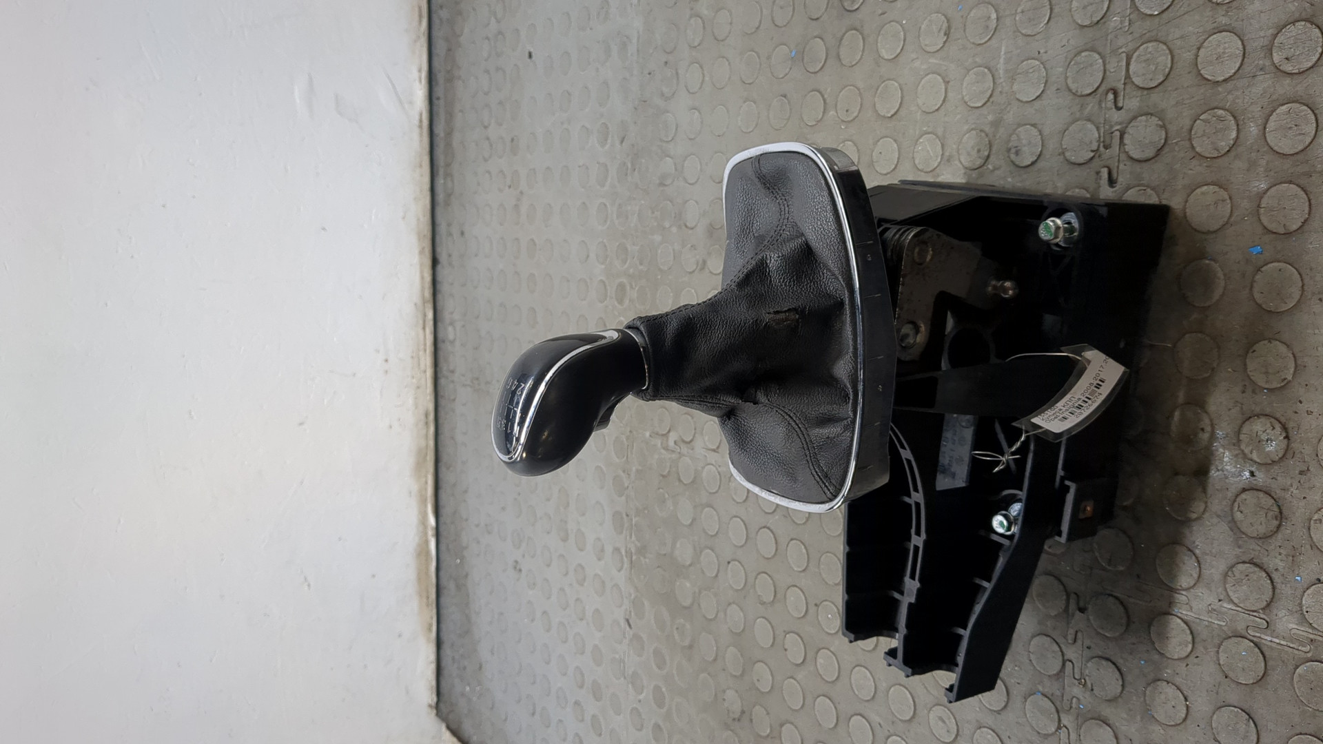 Кулиса МКПП / АКПП