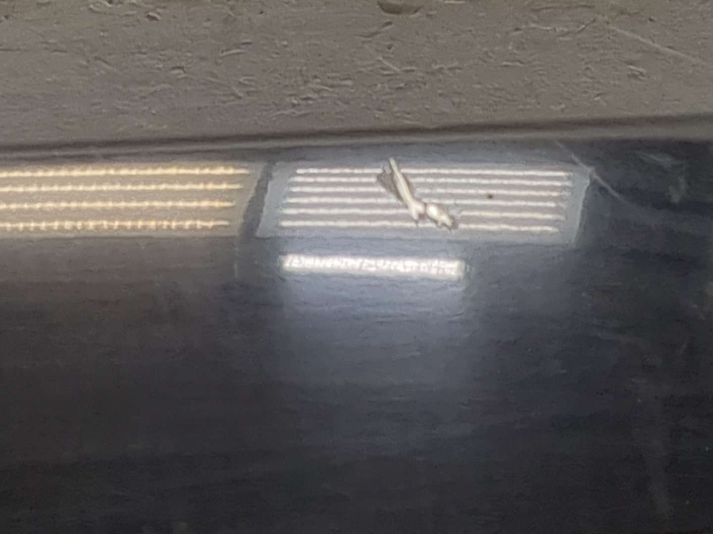 Дверь багажника