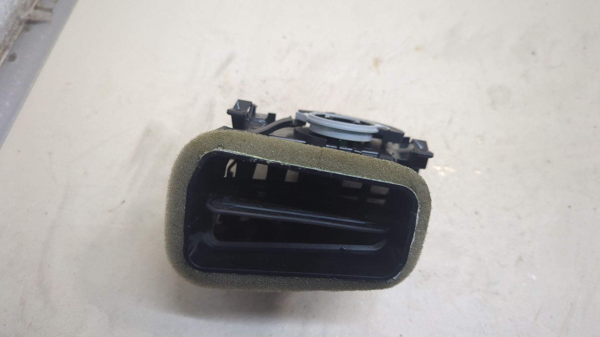 Дефлектор воздушный