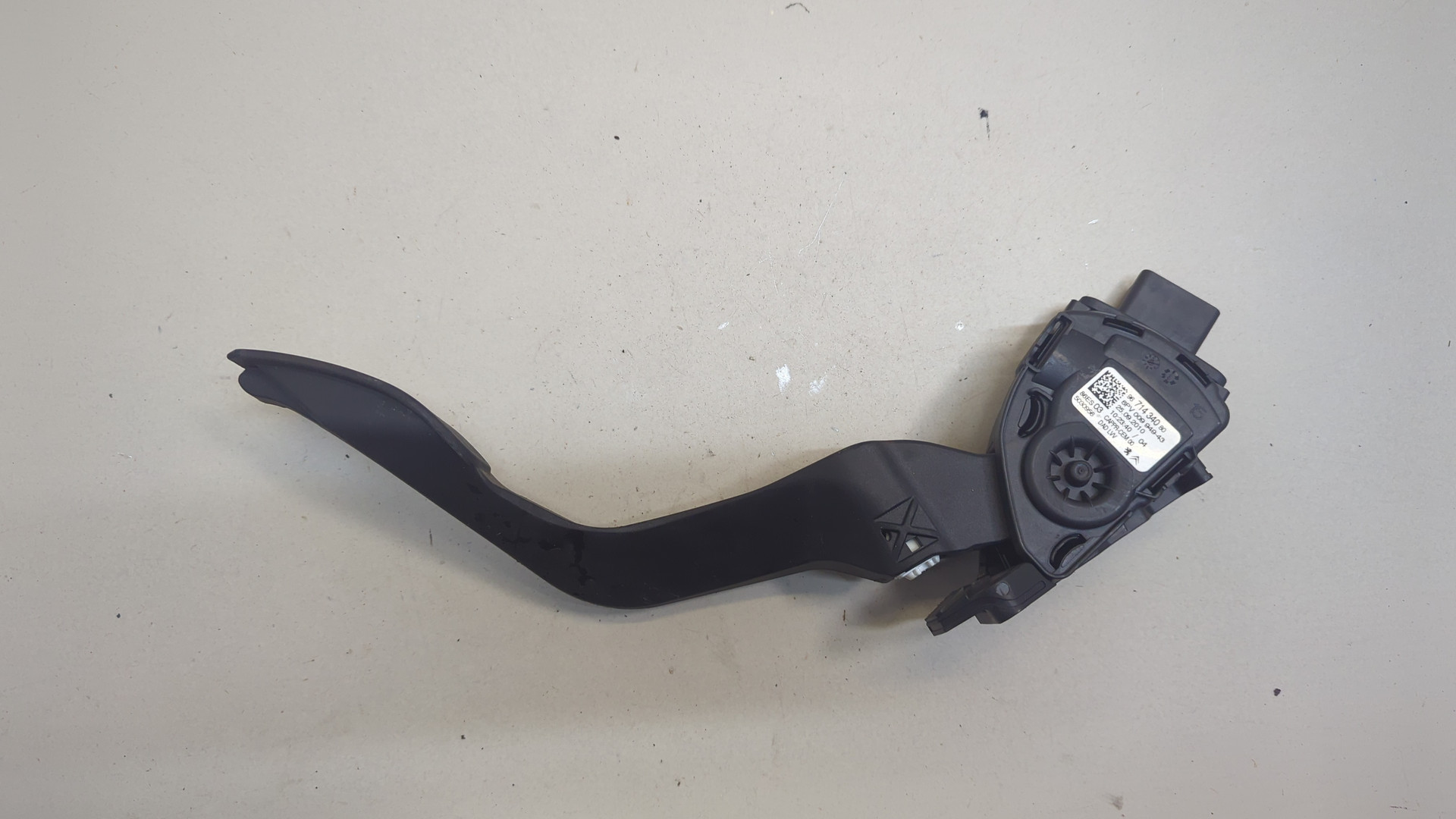 Педаль газа