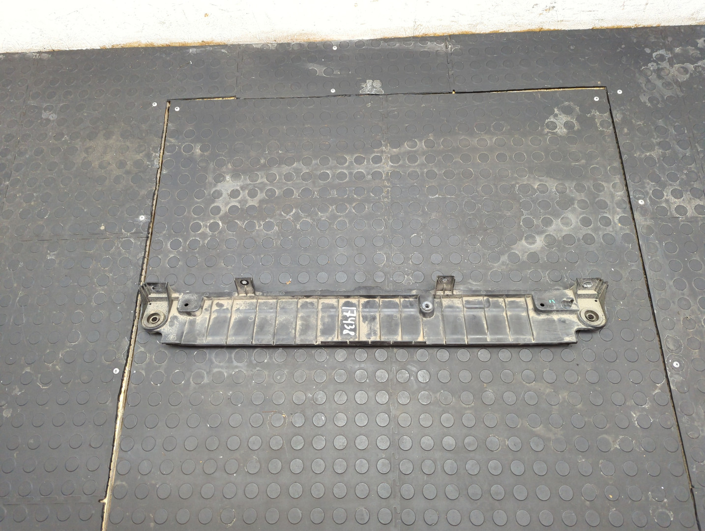 Накладка (кузов наружные)