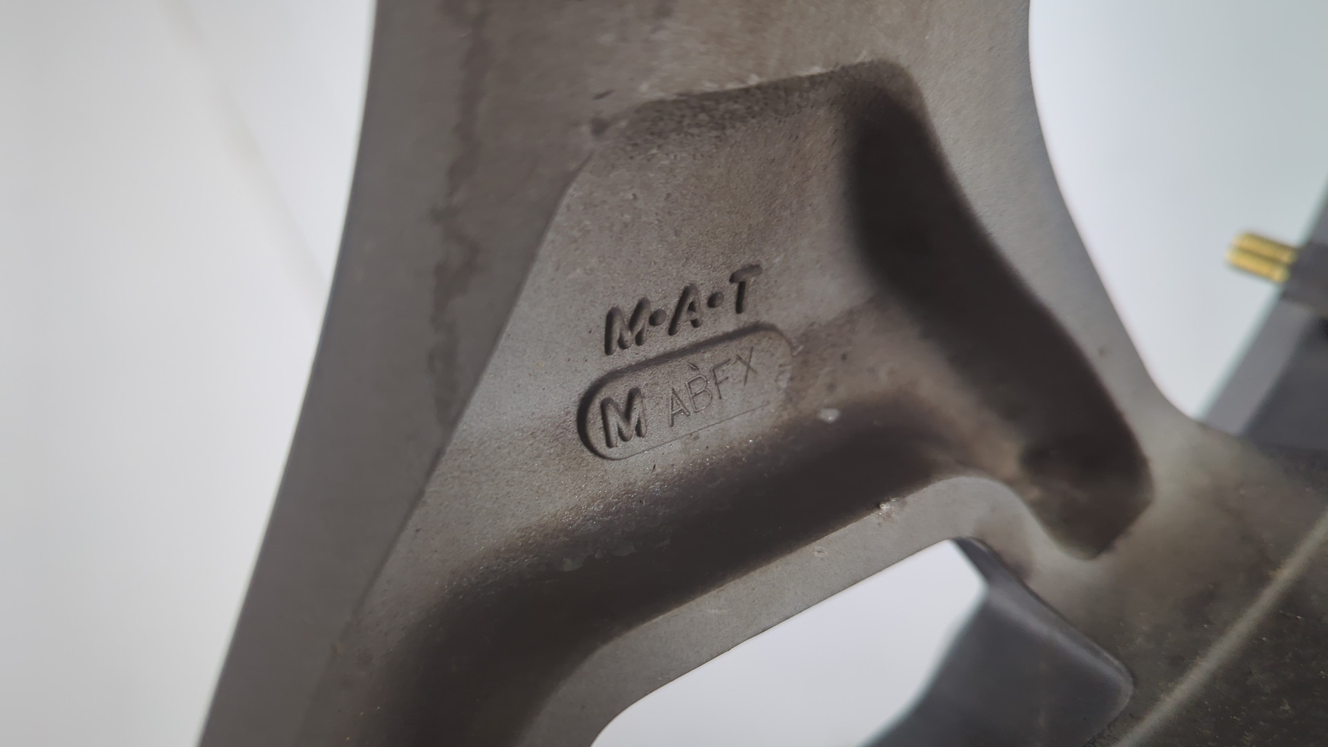 Диск колесный литой легкий сплав