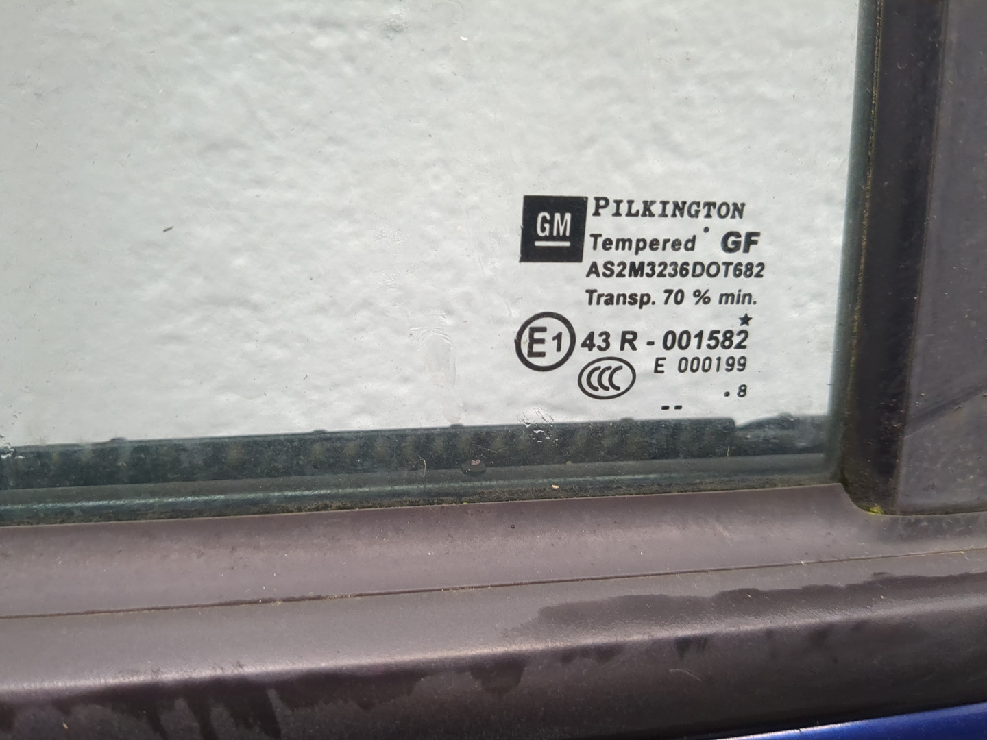 Дверь задняя правая