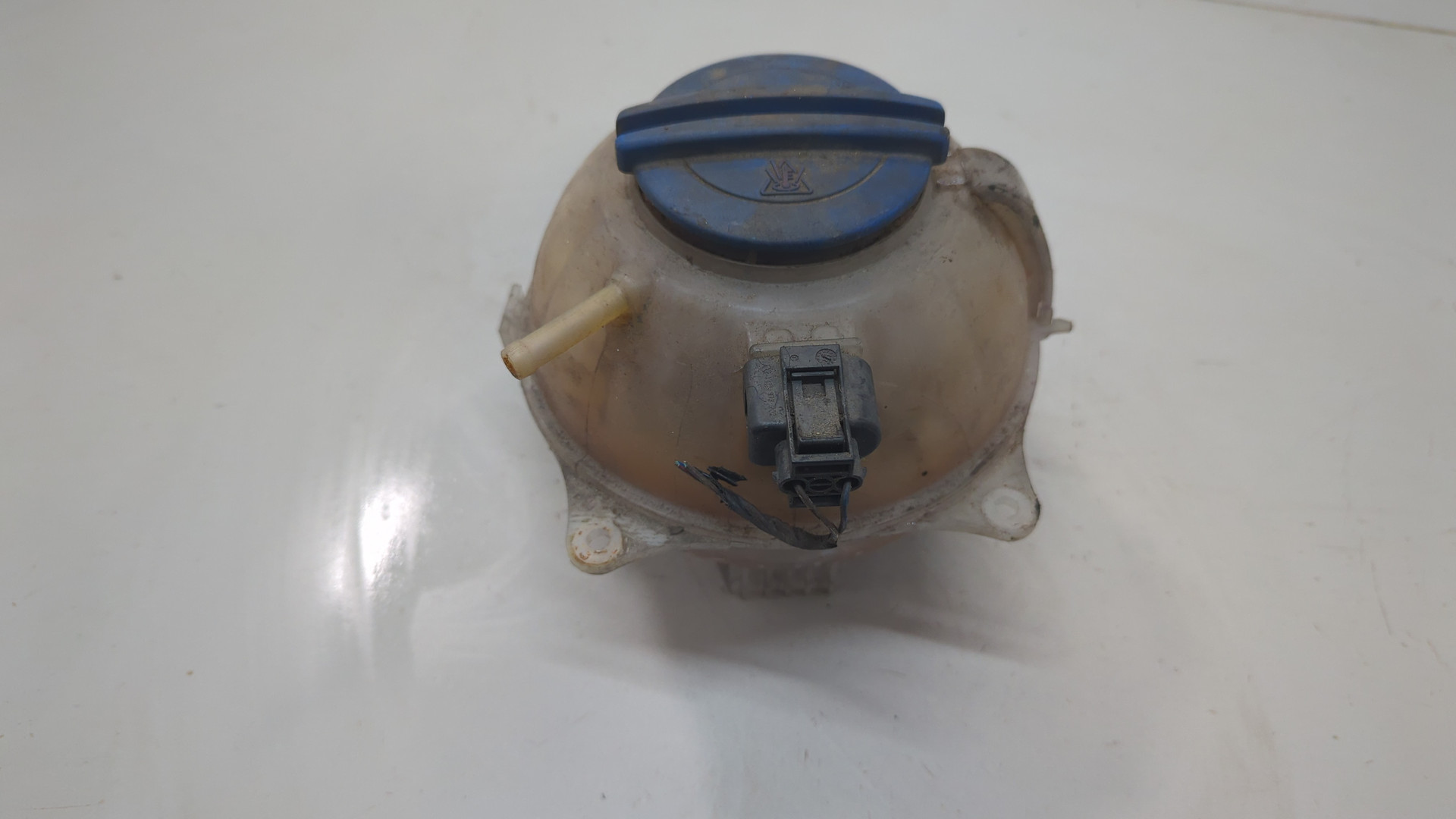 Бачок расширительный