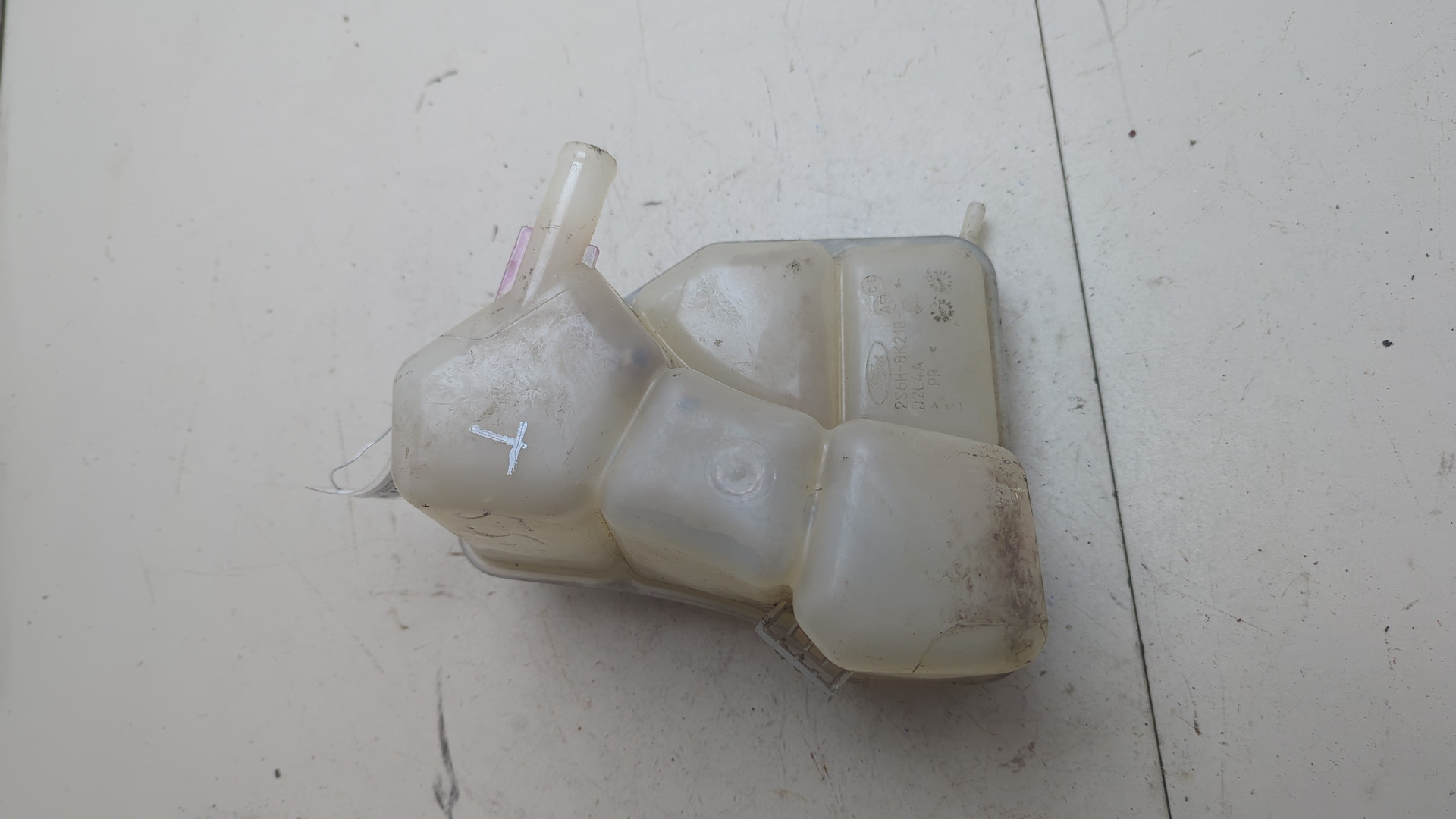 Бачок расширительный