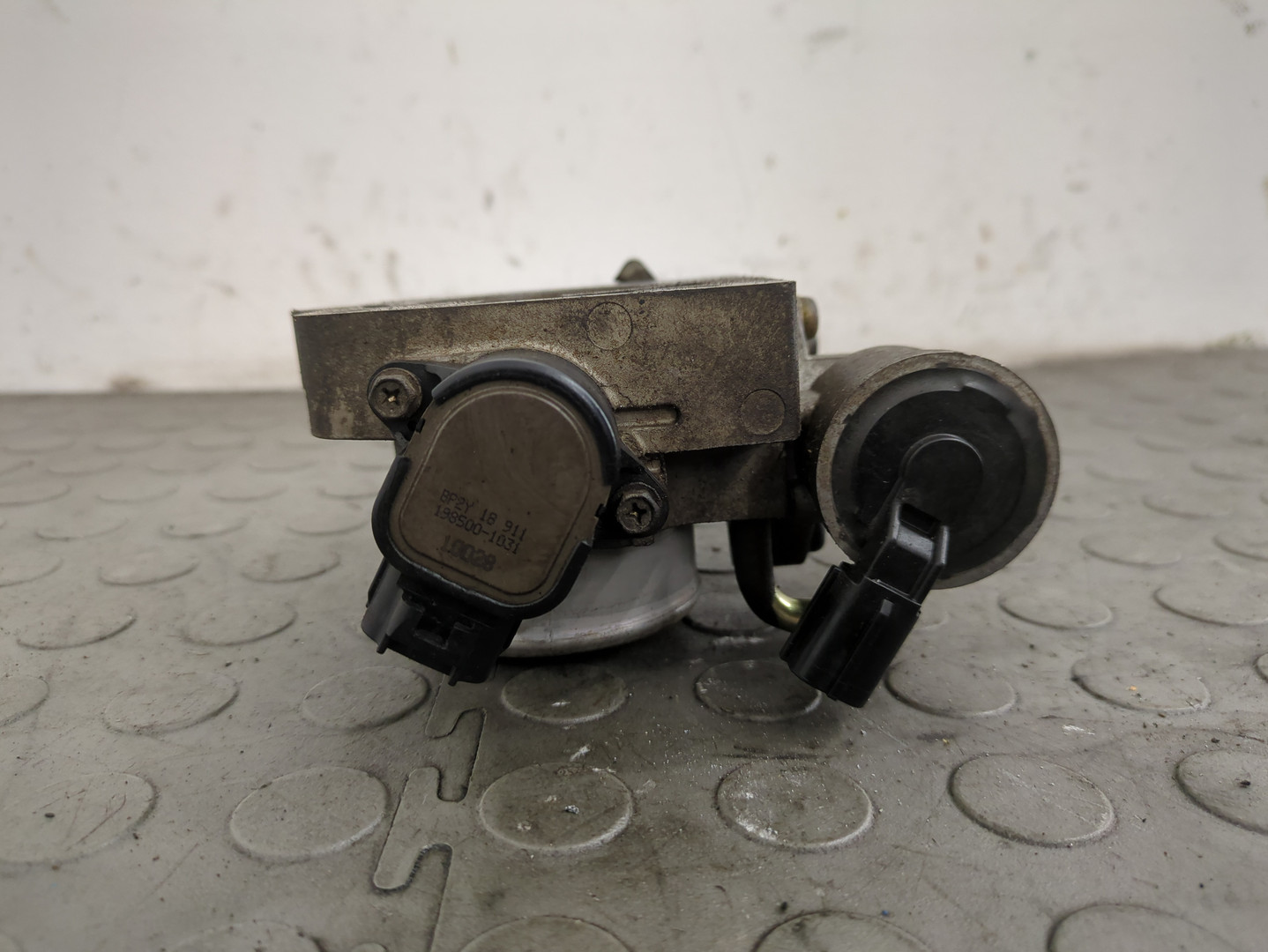 Заслонка дроссельная электрическая