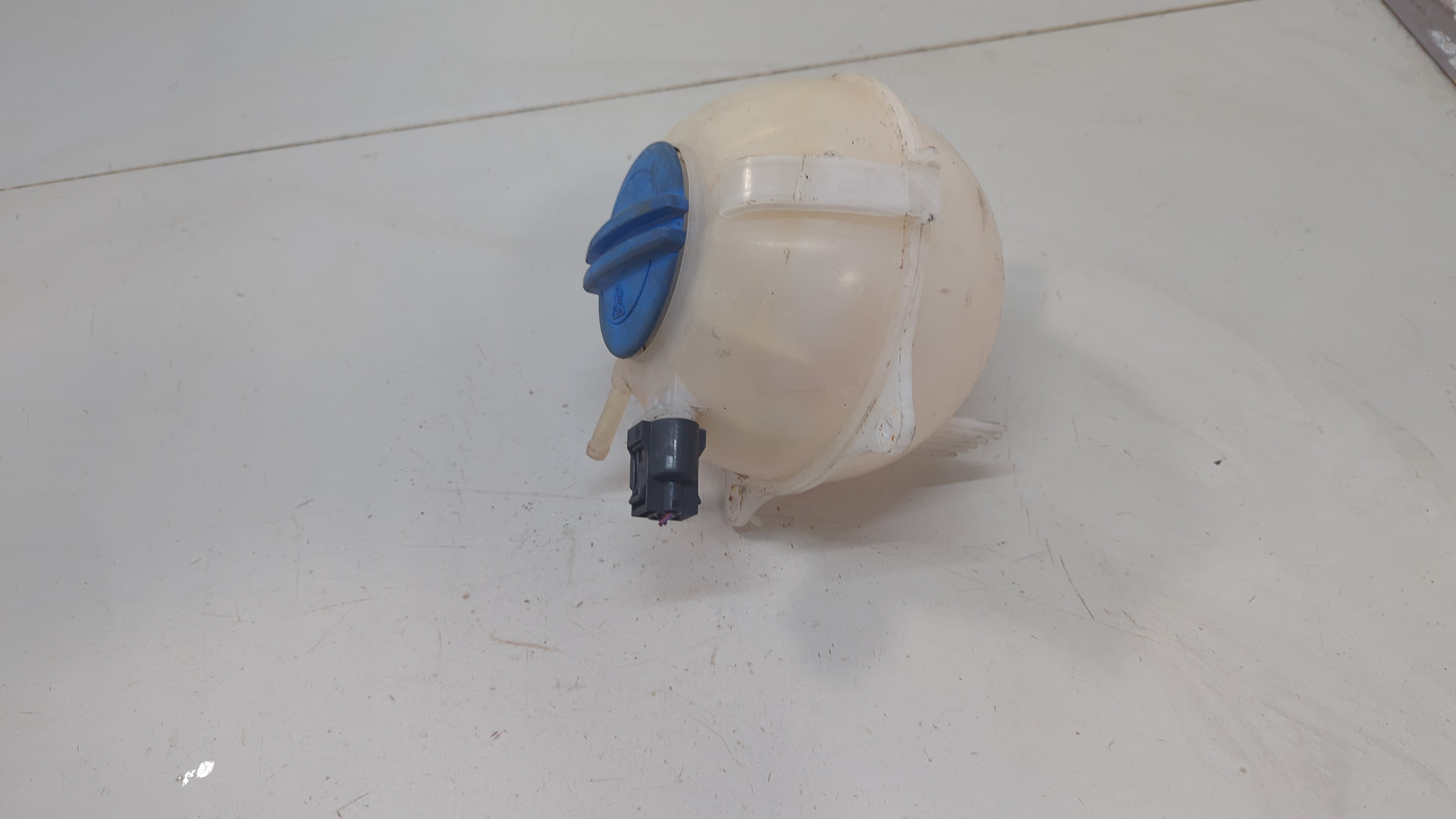 Бачок расширительный