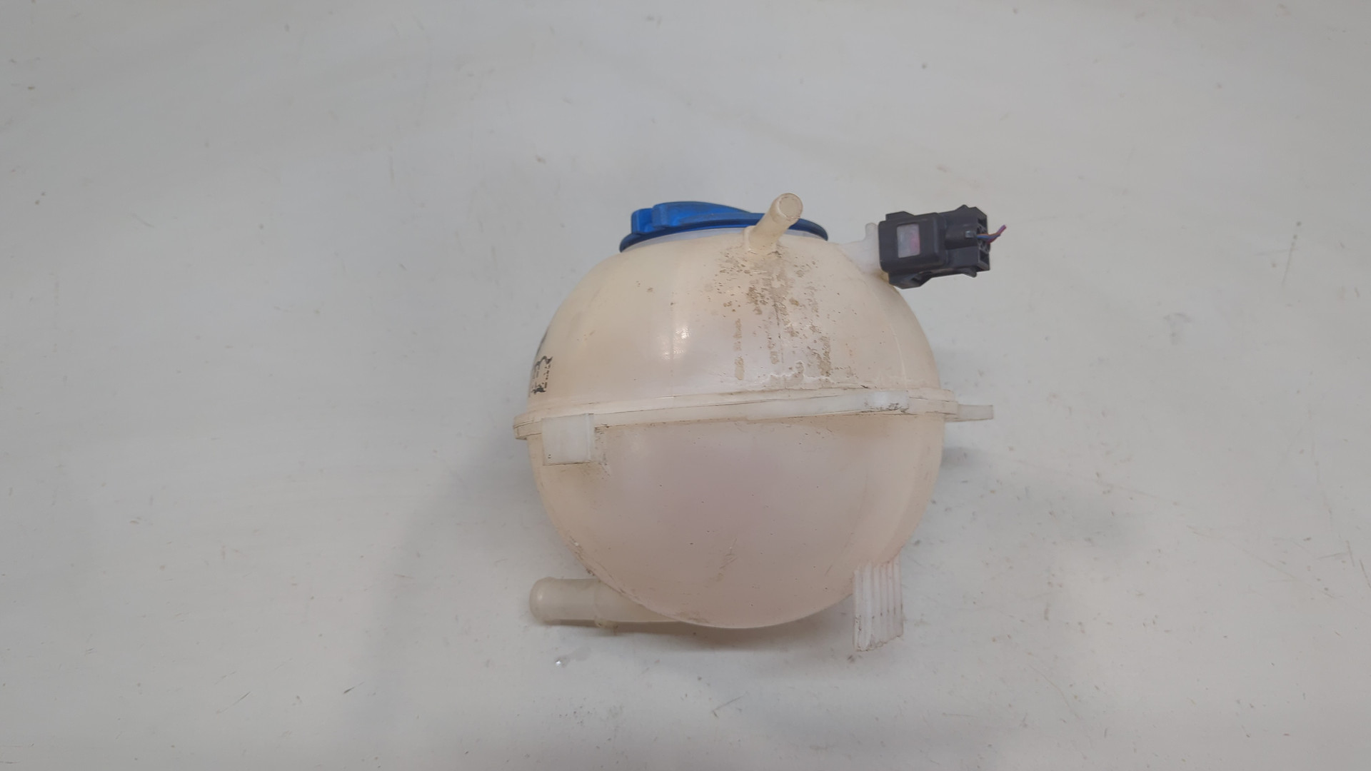 Бачок расширительный