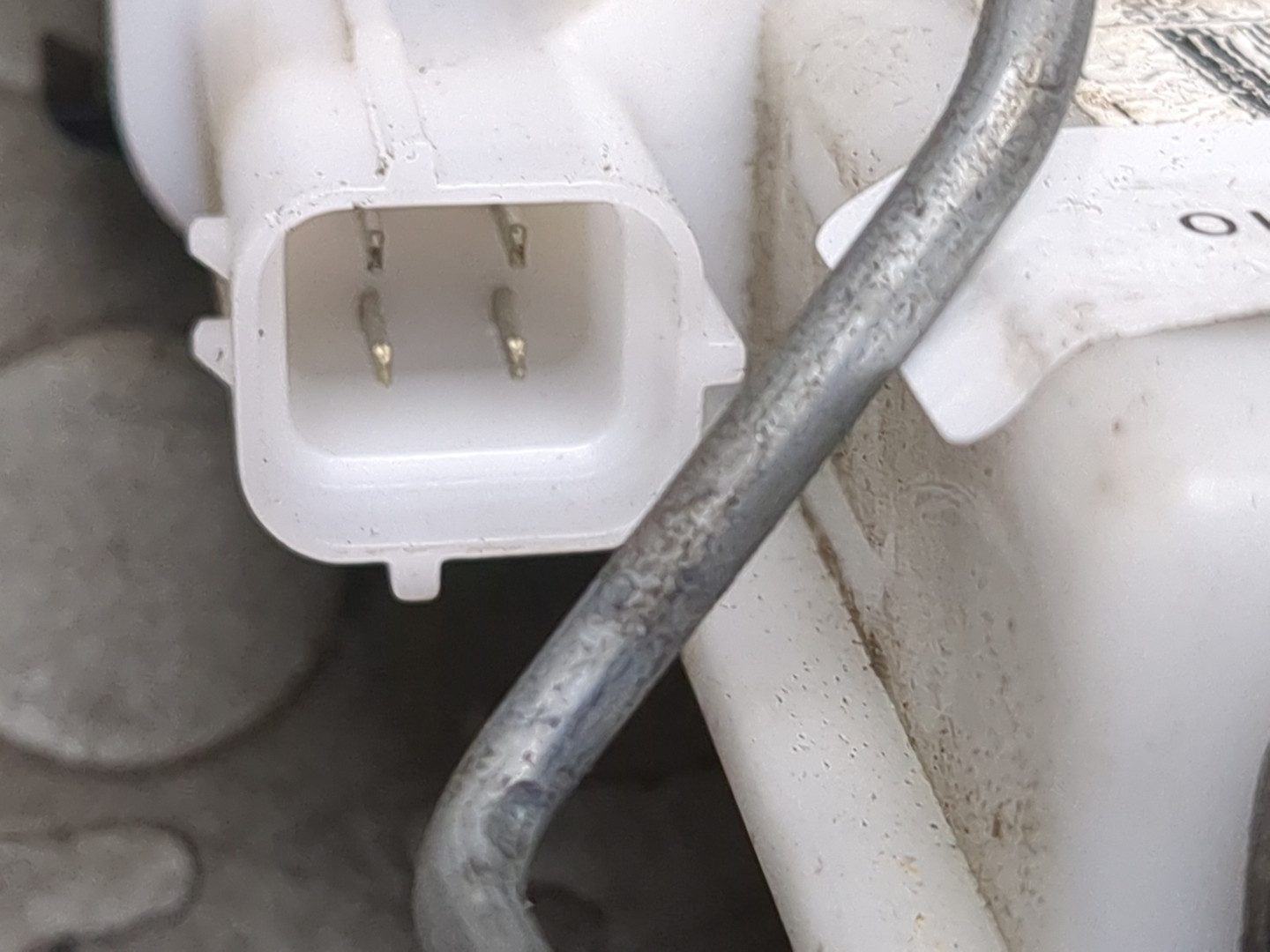 Замок двери задней левой