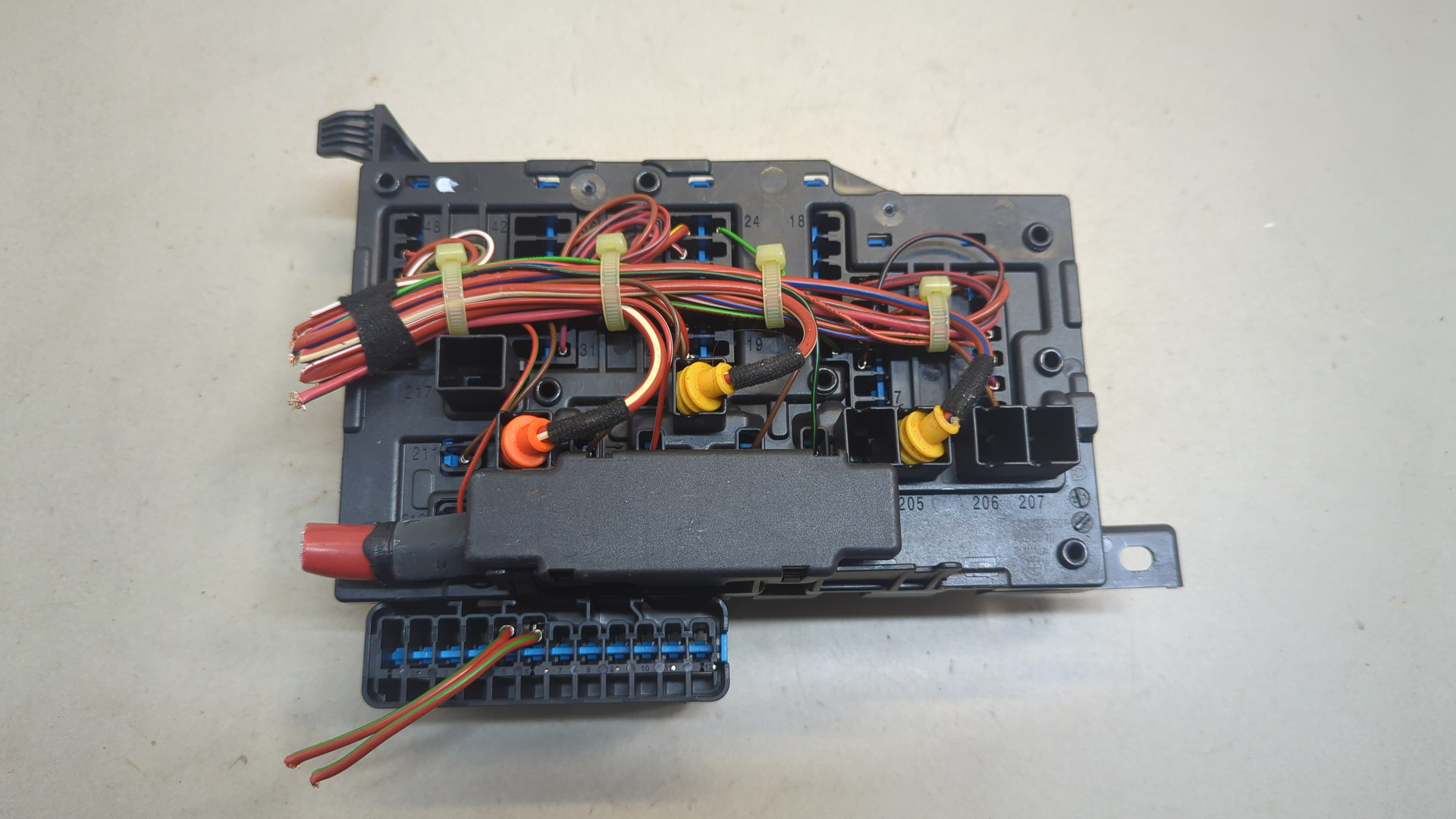 Блок предохранителей