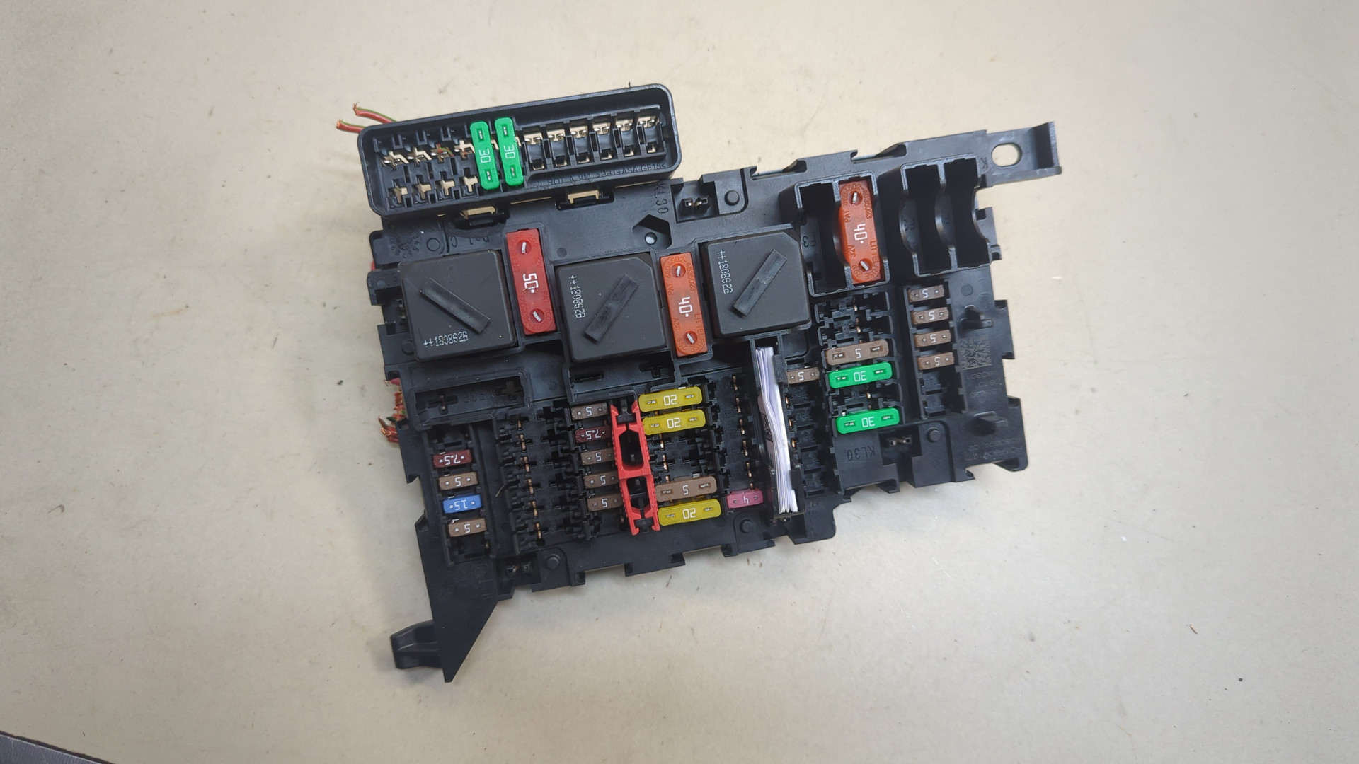 Блок предохранителей