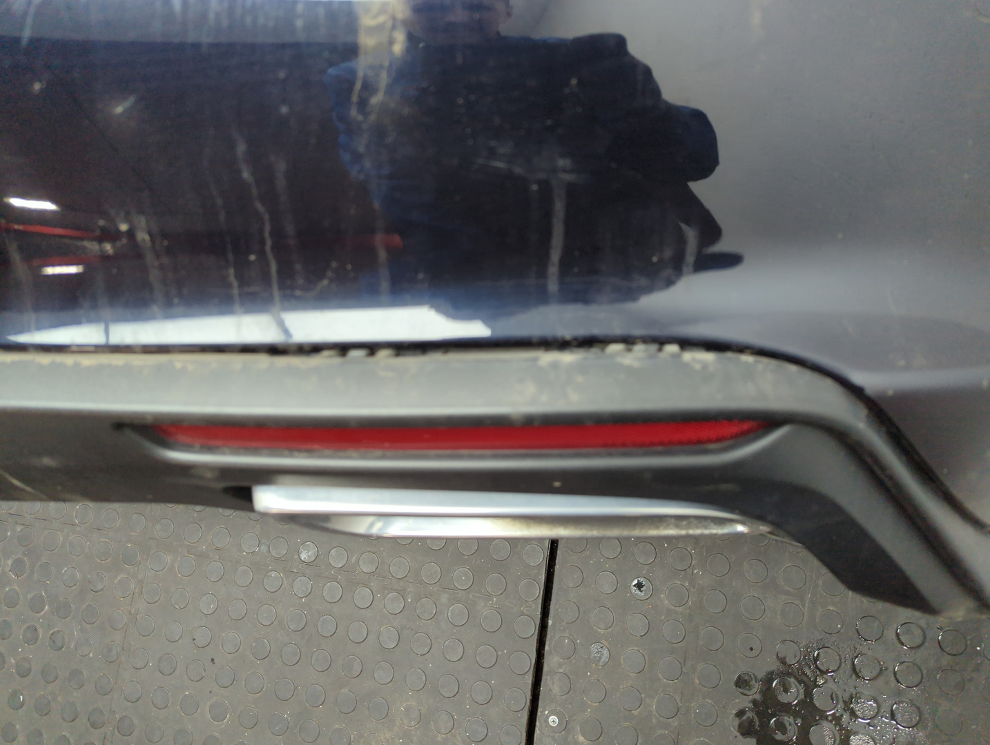 Бампер задний