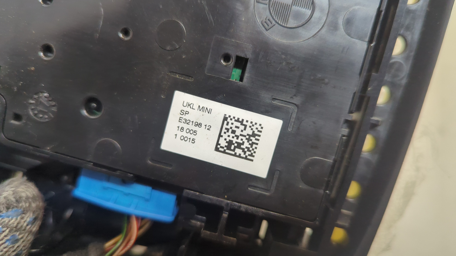 Плафон салонный