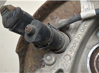  Электропривод ручного тормоза (моторчик ручника) Volkswagen Touareg 2010-2014 11842551 #4