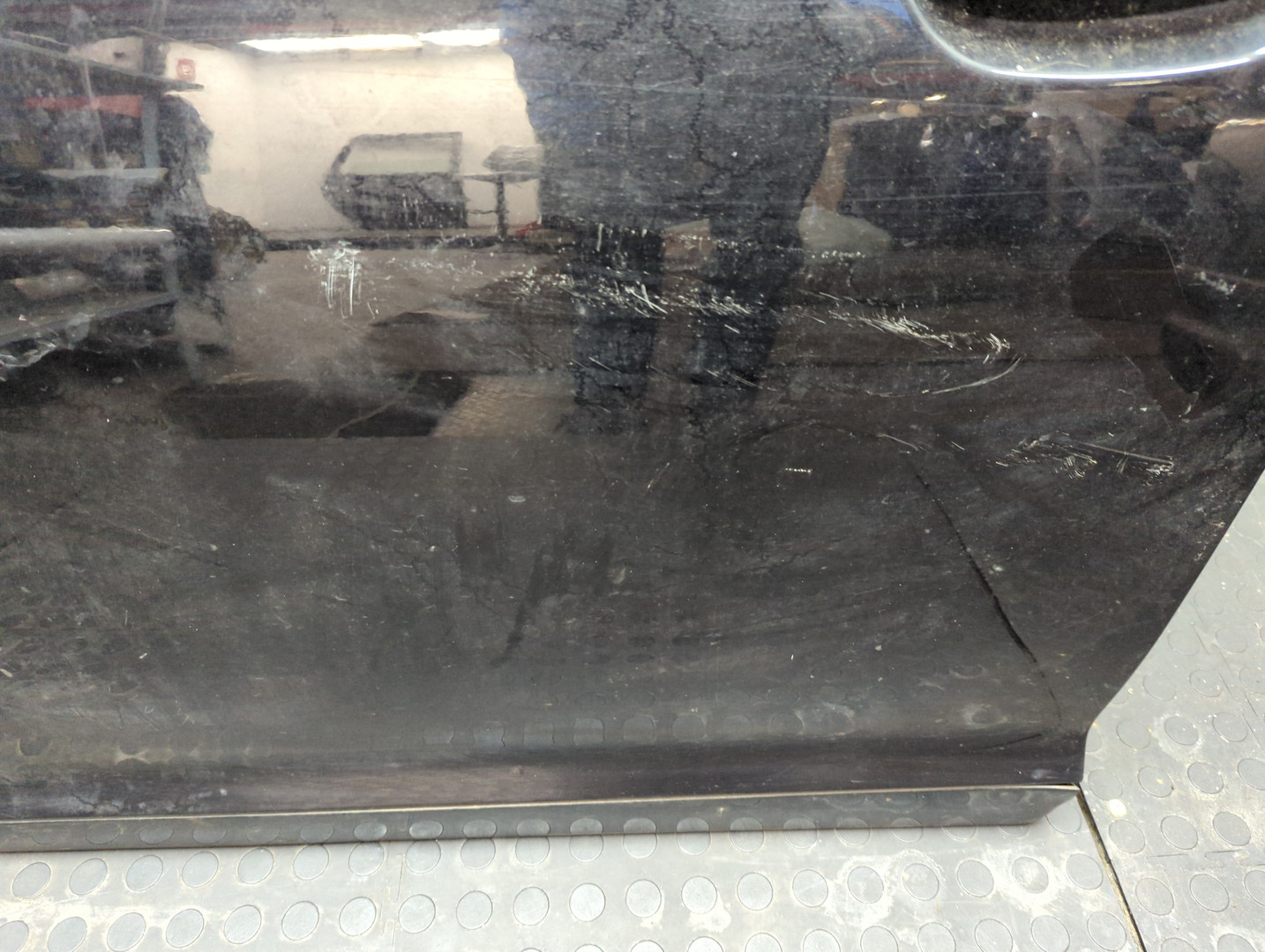 Дверь передняя левая